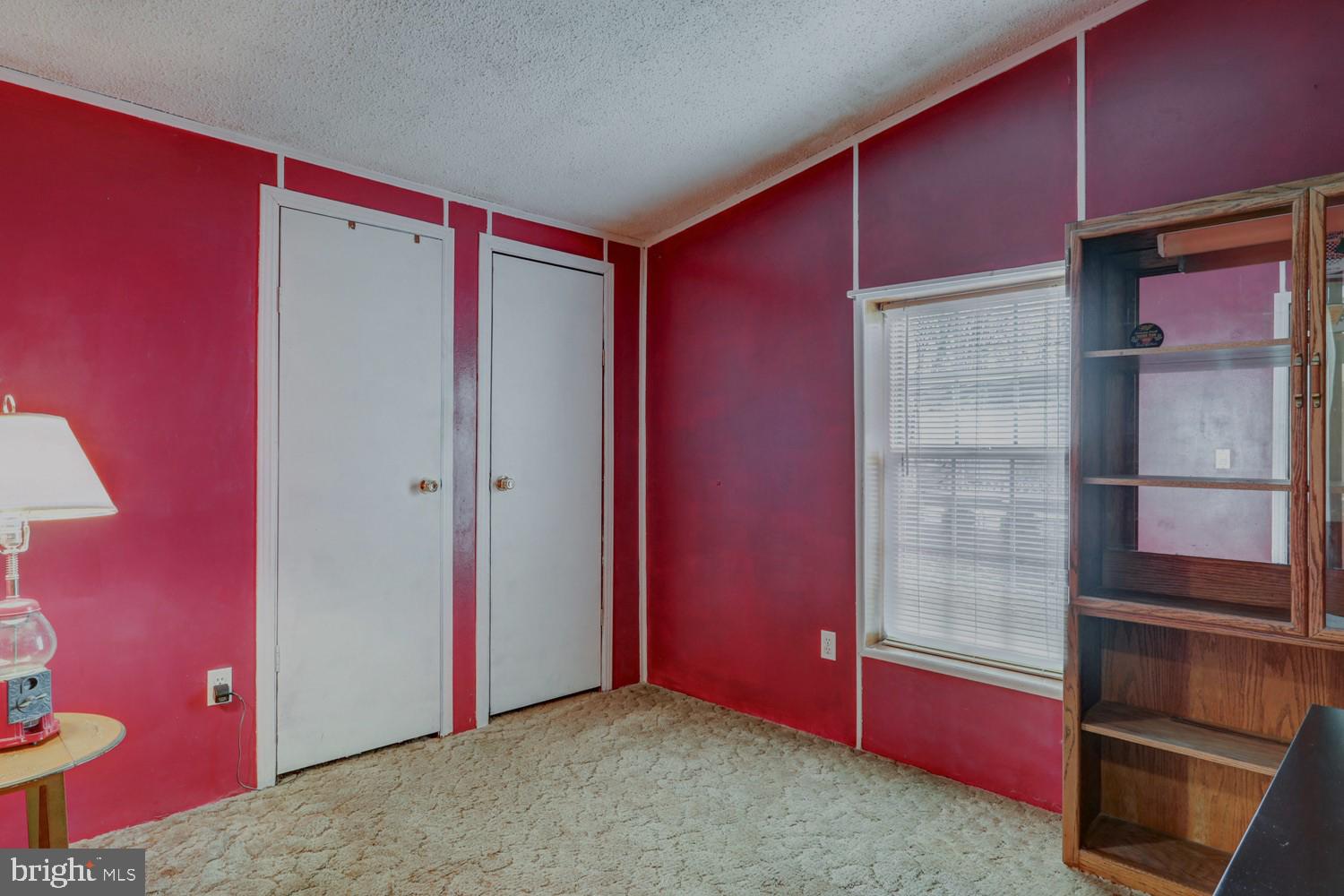 OVERLOOK ESTATES - Residential