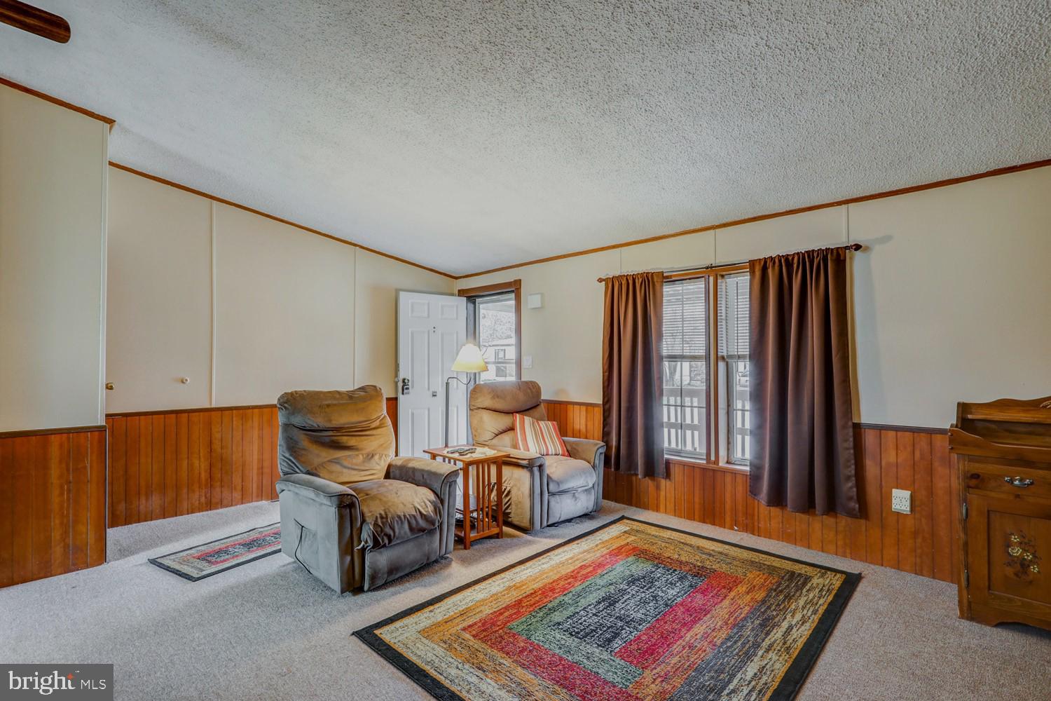 OVERLOOK ESTATES - Residential