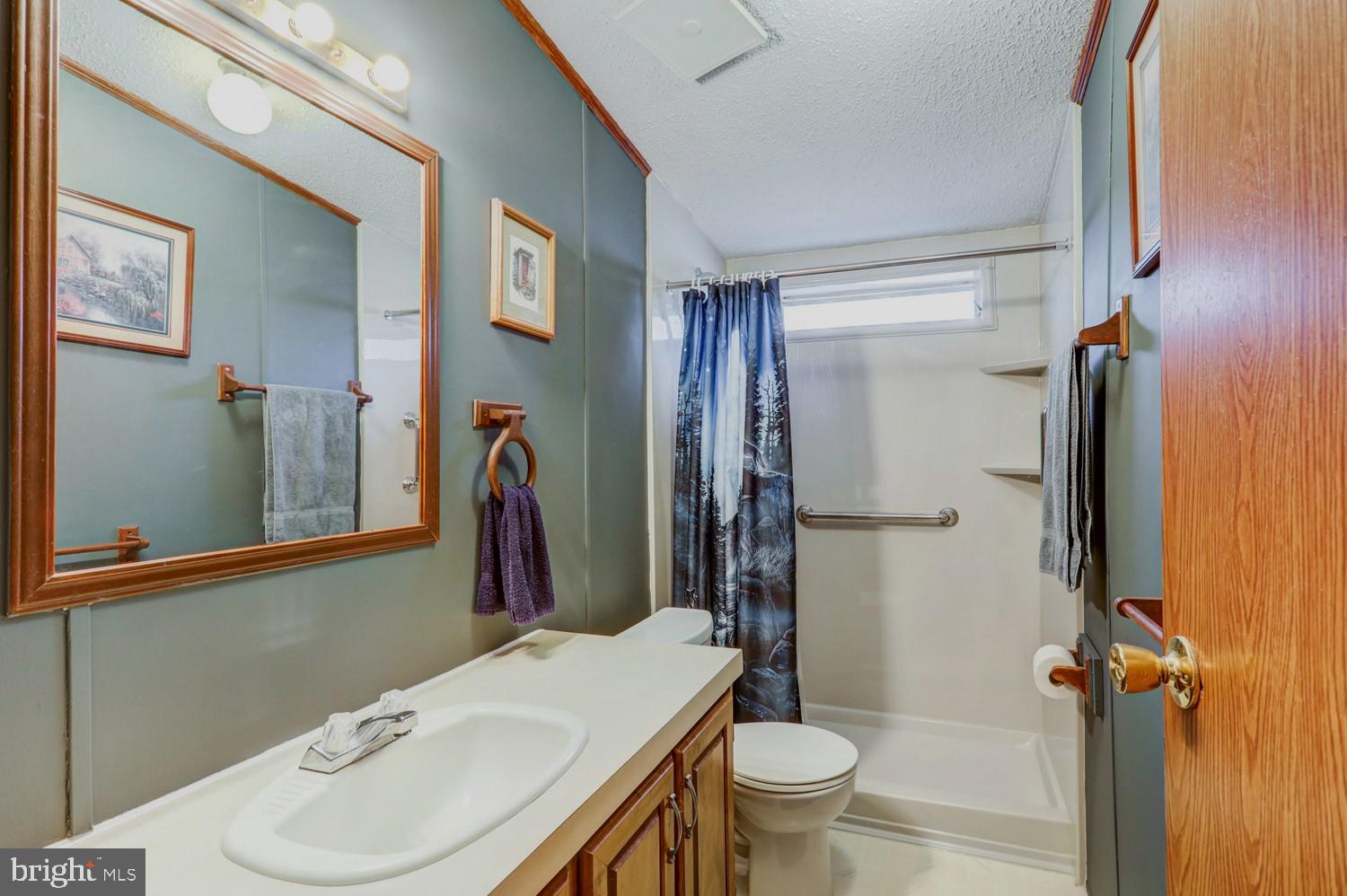 OVERLOOK ESTATES - Residential