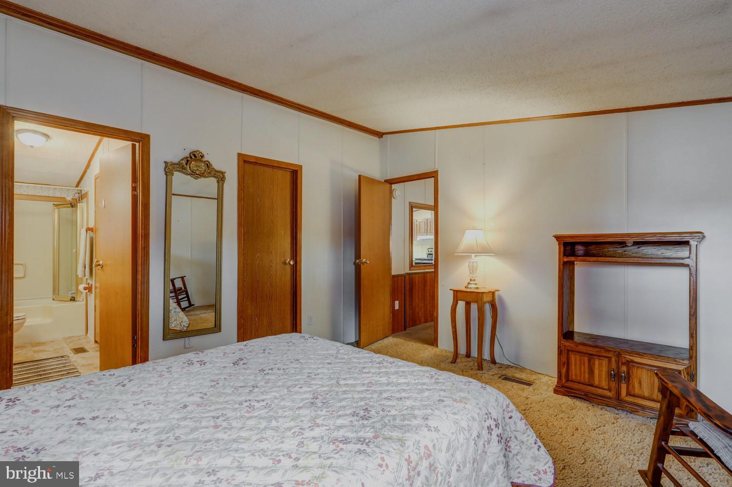 OVERLOOK ESTATES - Residential