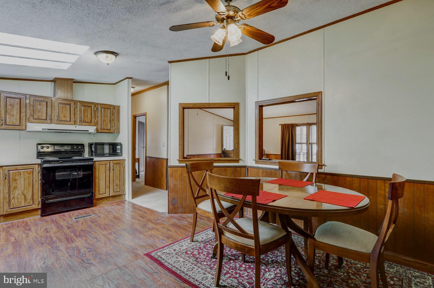 OVERLOOK ESTATES - Residential