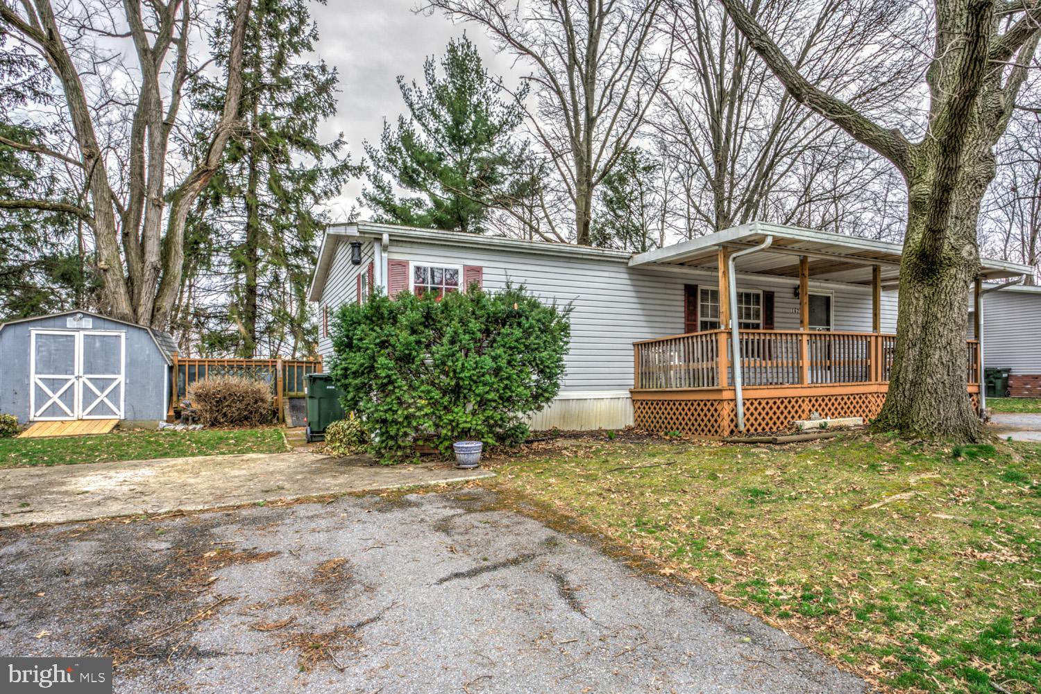 OVERLOOK ESTATES - Residential