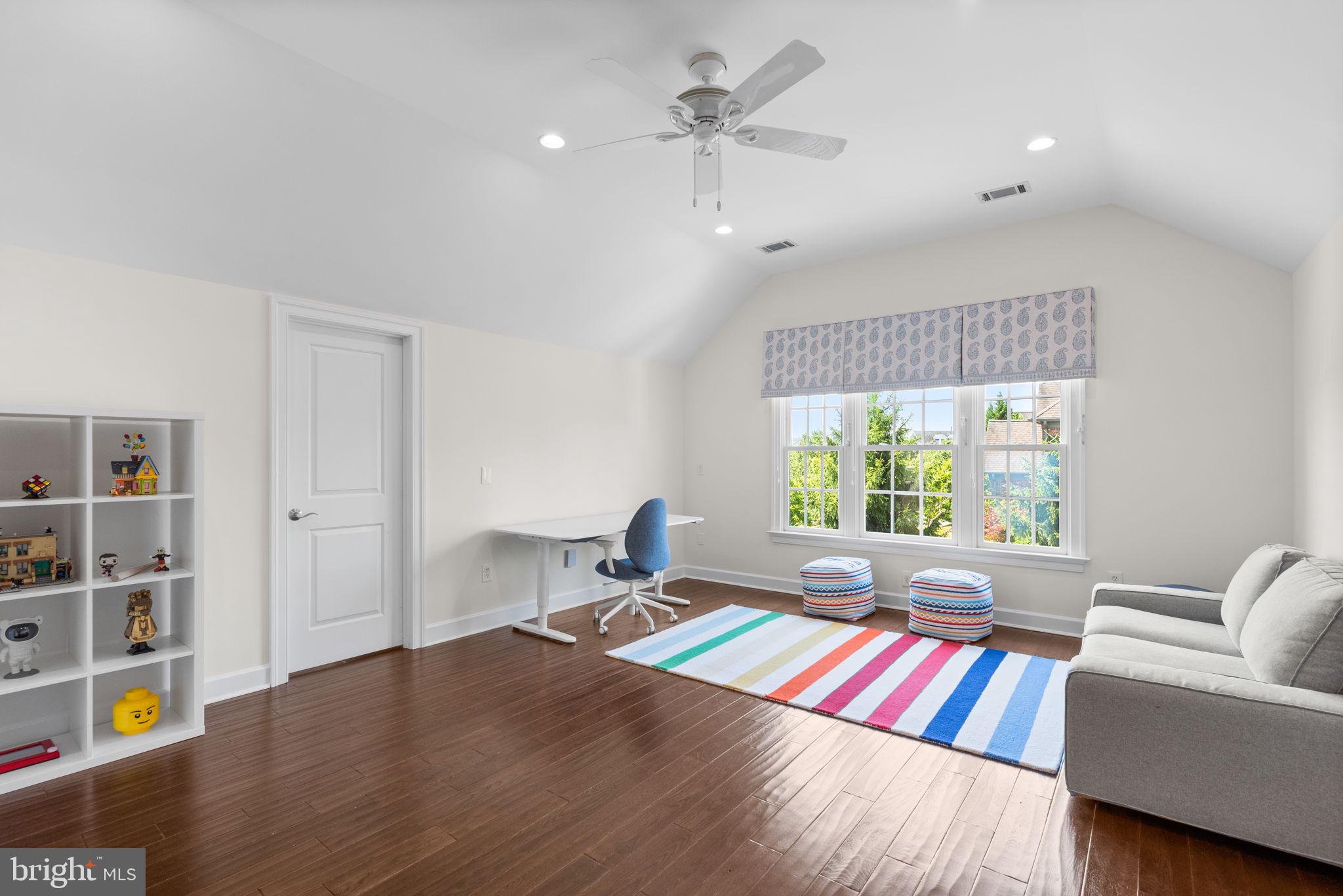 MAPLE LAWN FARMS - Residential