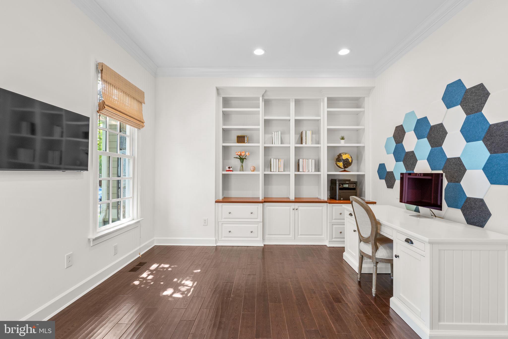 MAPLE LAWN FARMS - Residential