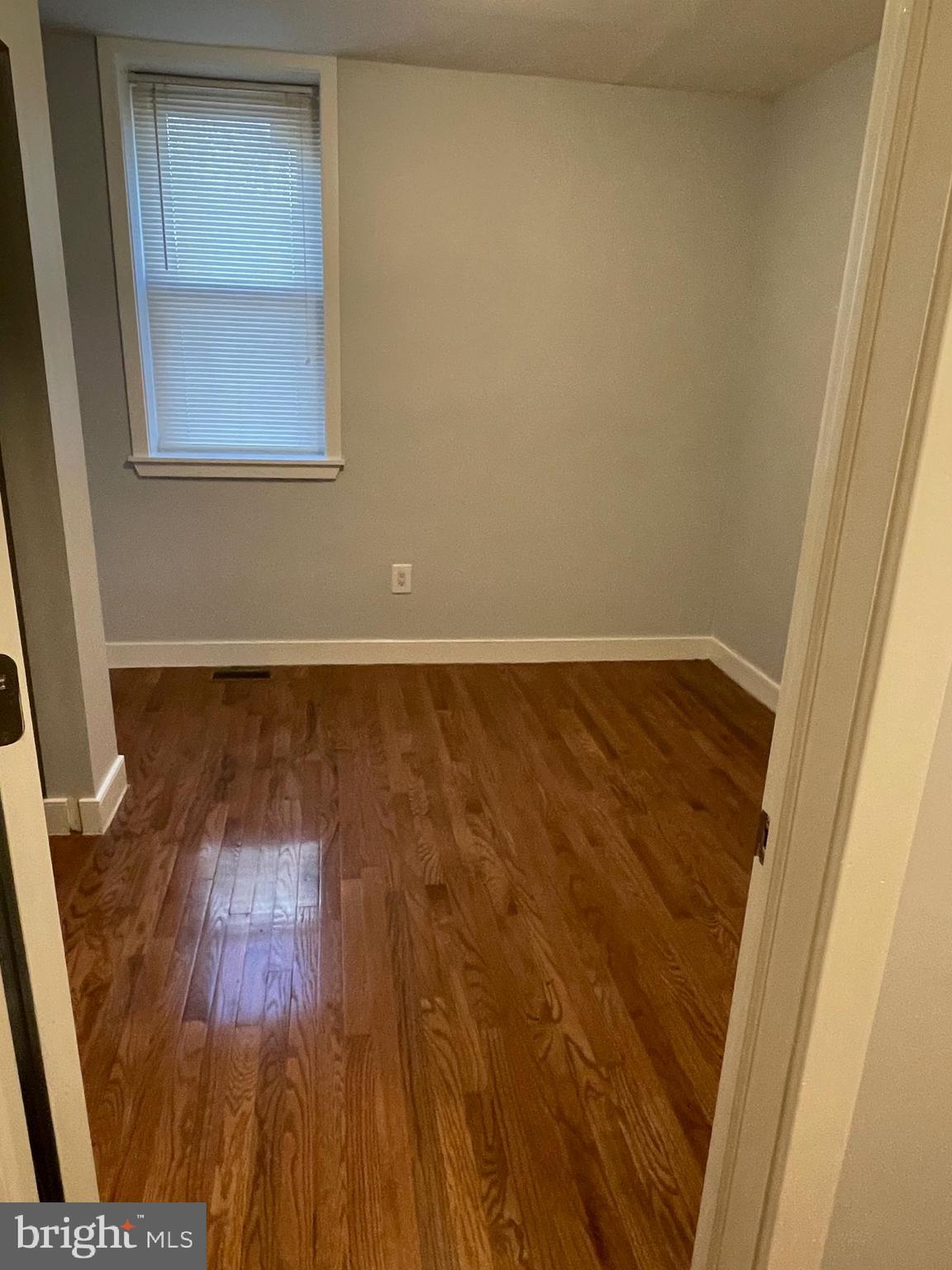 POINT BREEZE - Residential Income