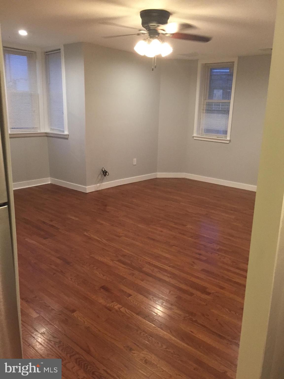 POINT BREEZE - Residential Income
