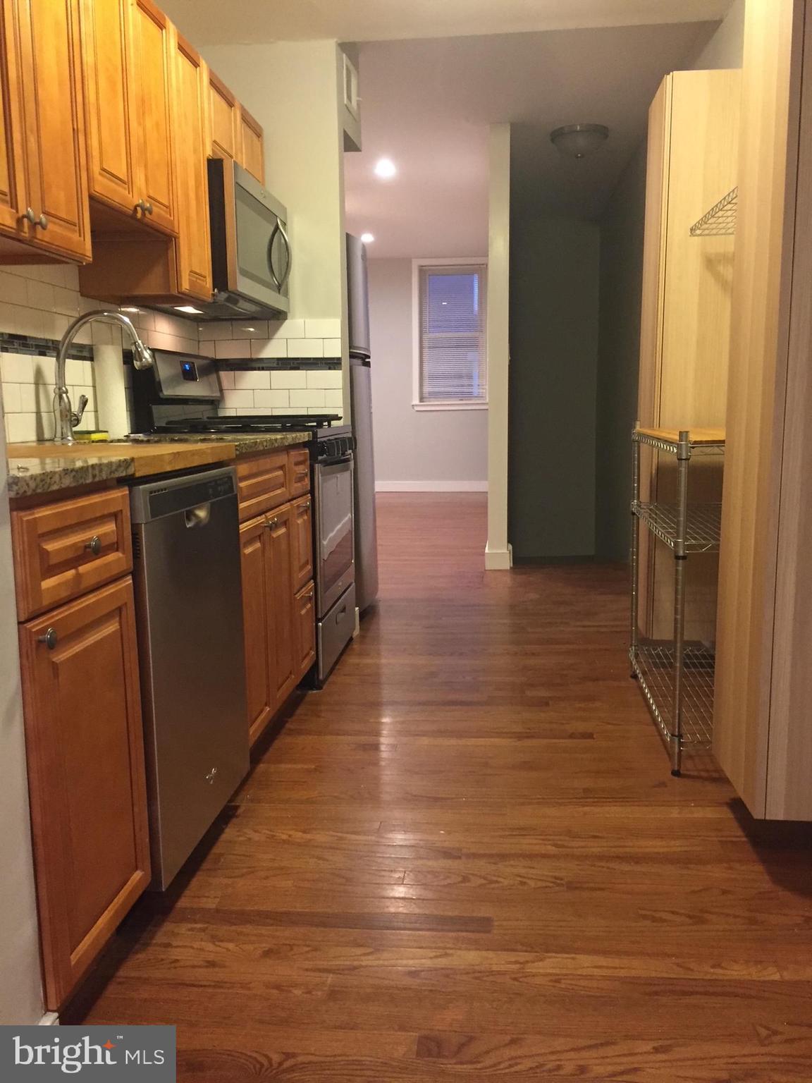 POINT BREEZE - Residential Income
