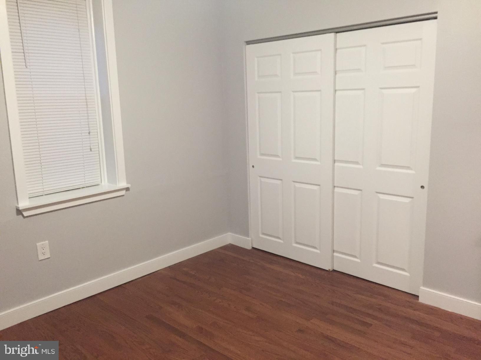 POINT BREEZE - Residential Income