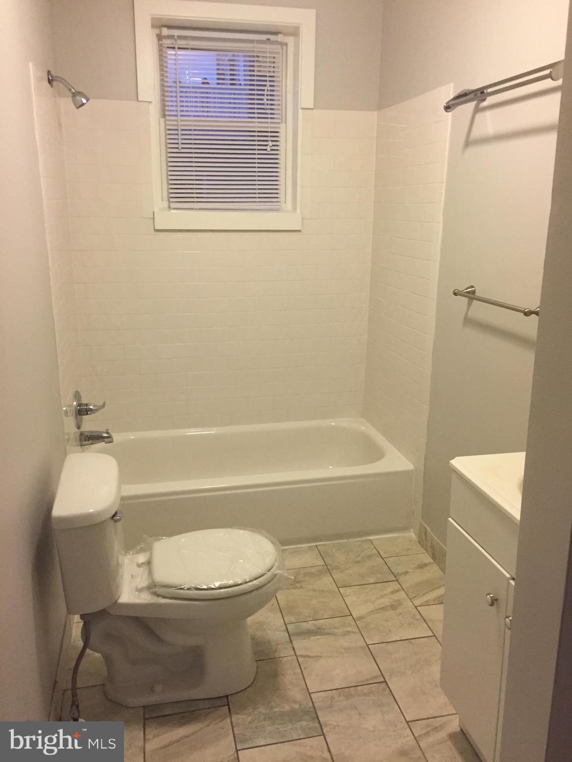 POINT BREEZE - Residential Income