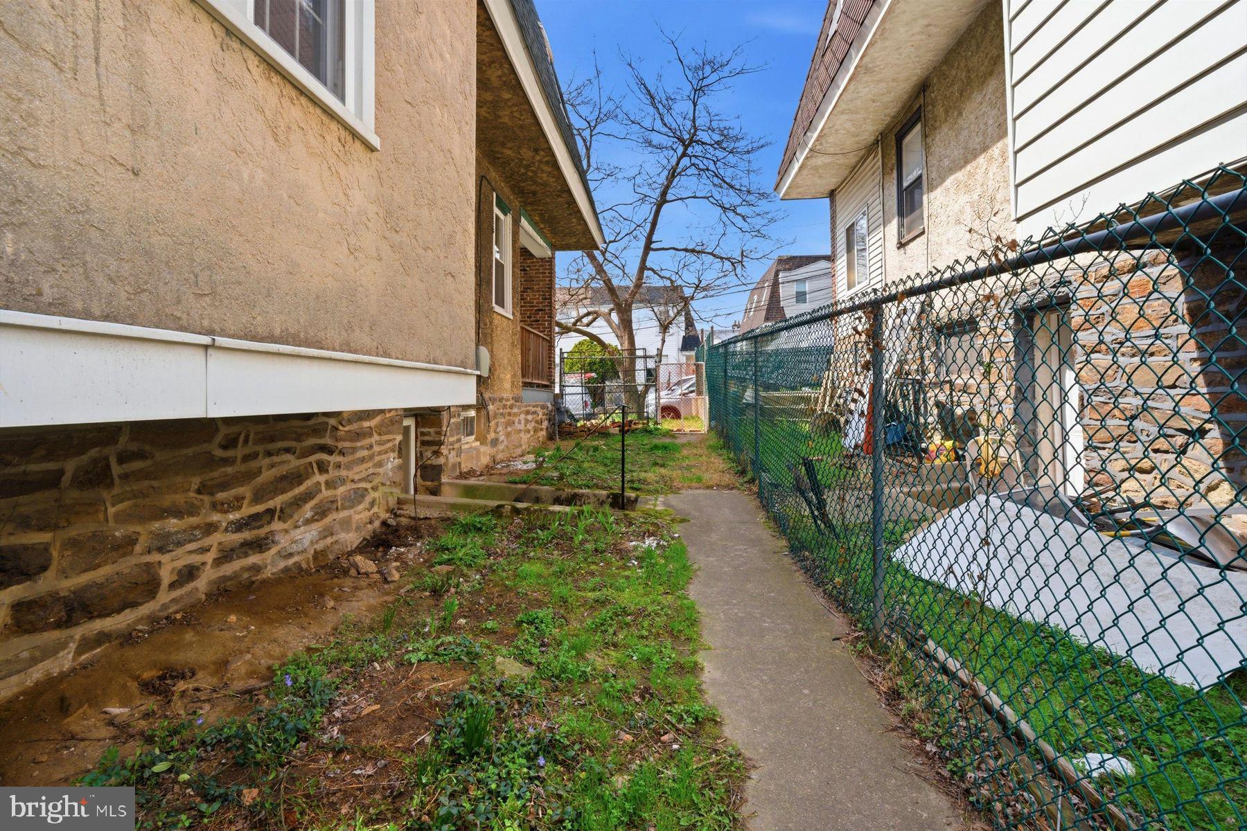 STONEHURST - Residential