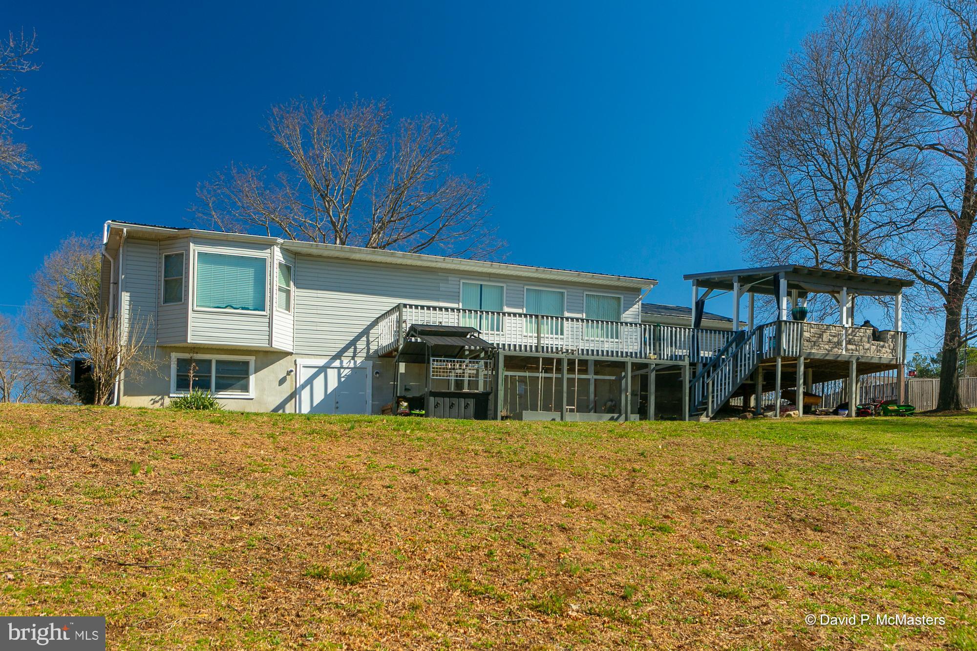 WOODSIDE ACRES - Residential