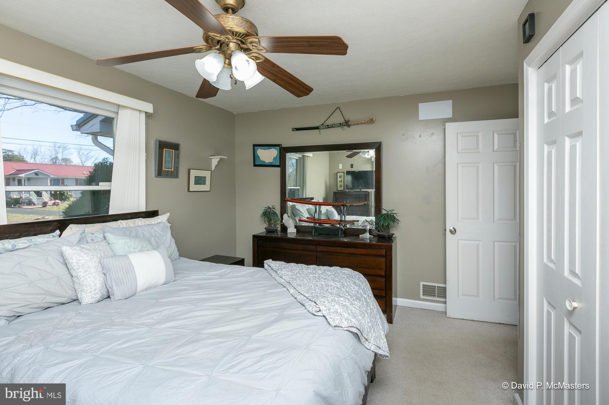 WOODSIDE ACRES - Residential