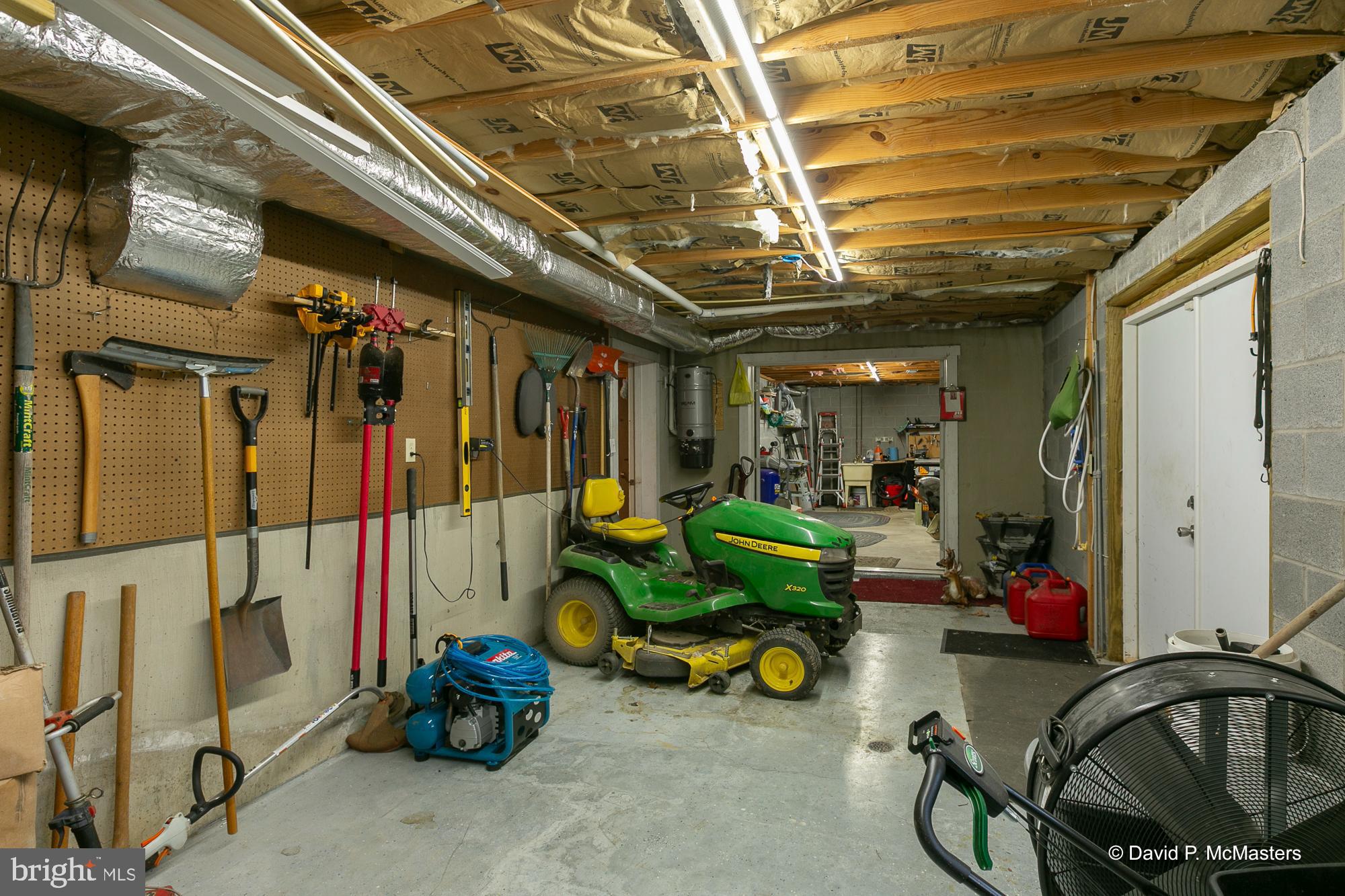 WOODSIDE ACRES - Residential