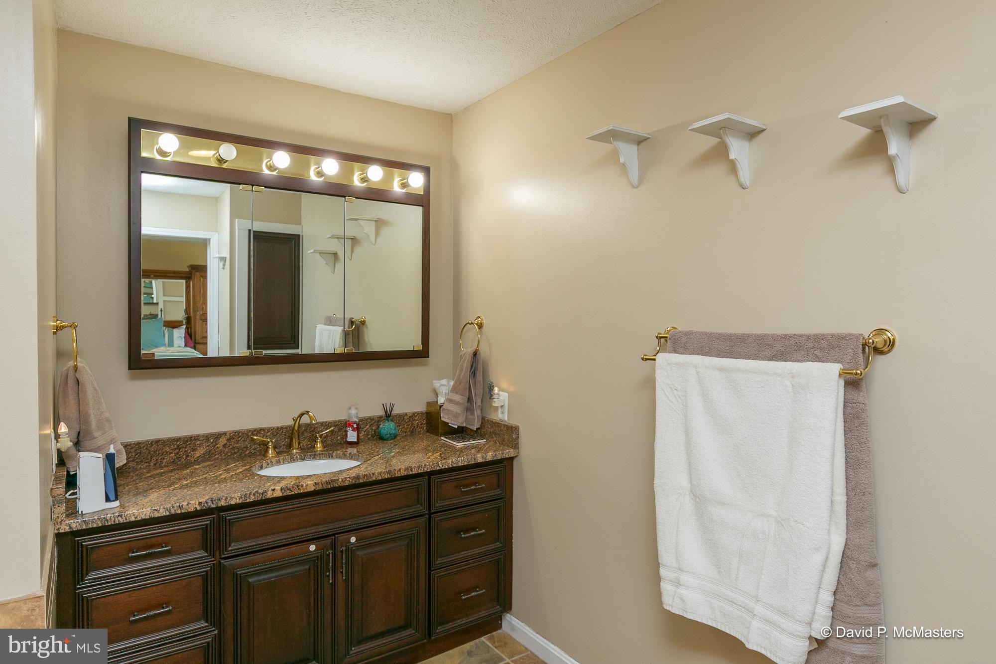 WOODSIDE ACRES - Residential