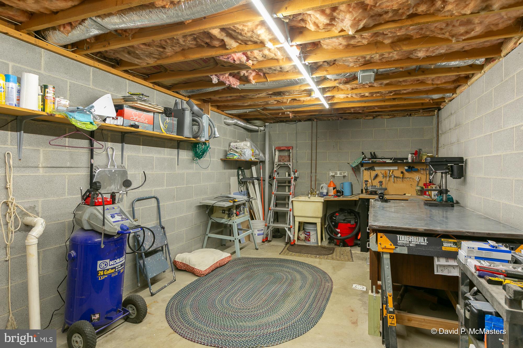 WOODSIDE ACRES - Residential