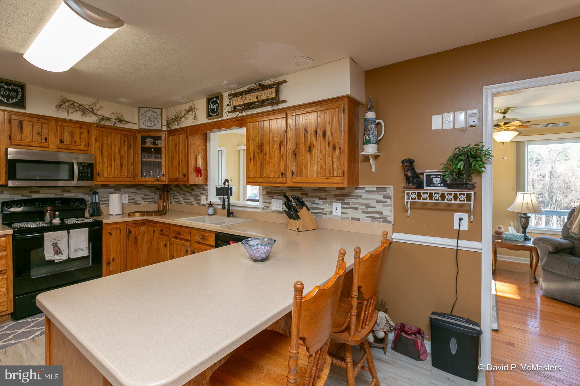 WOODSIDE ACRES - Residential