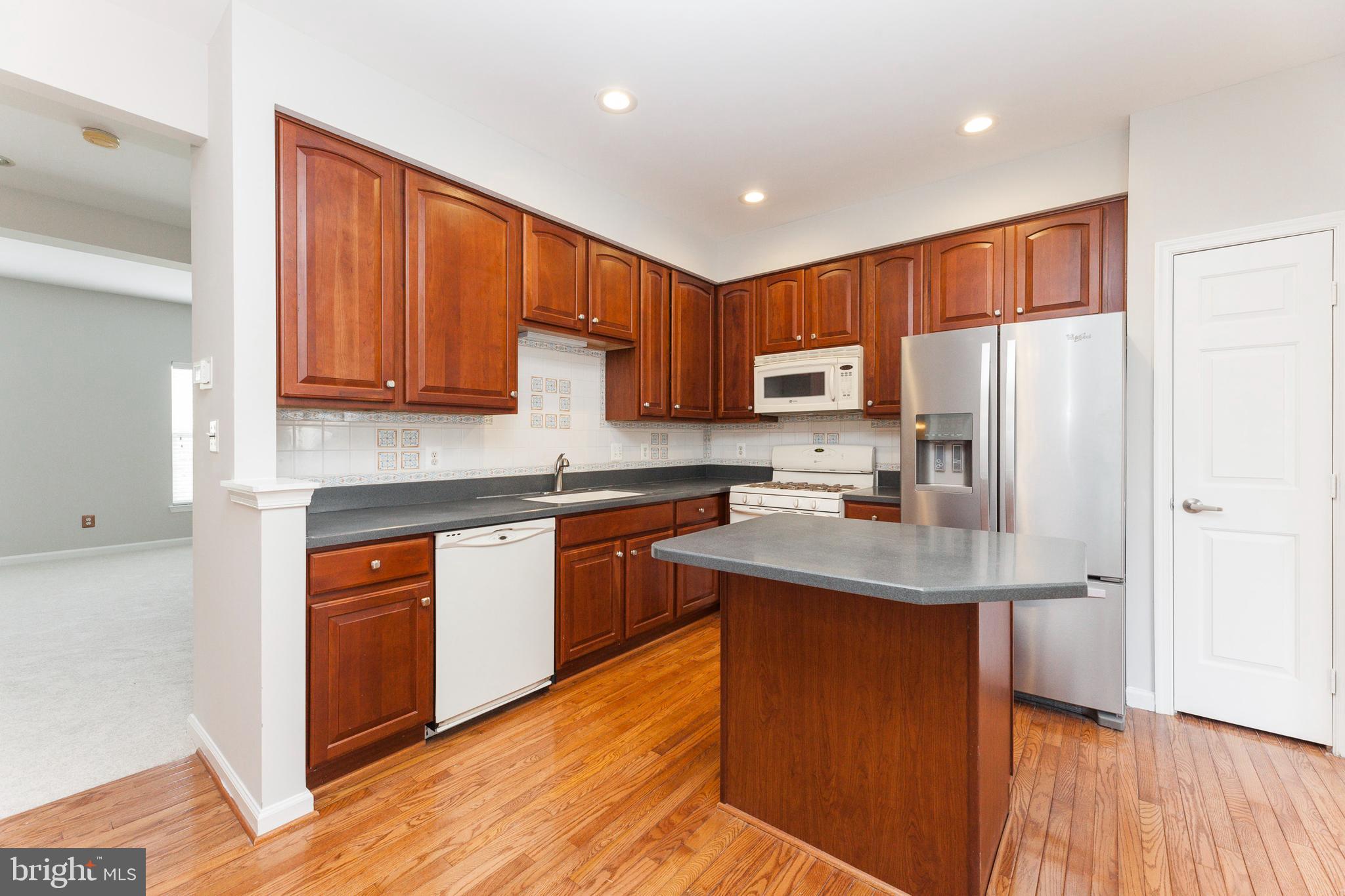 SOMERSET - Residential