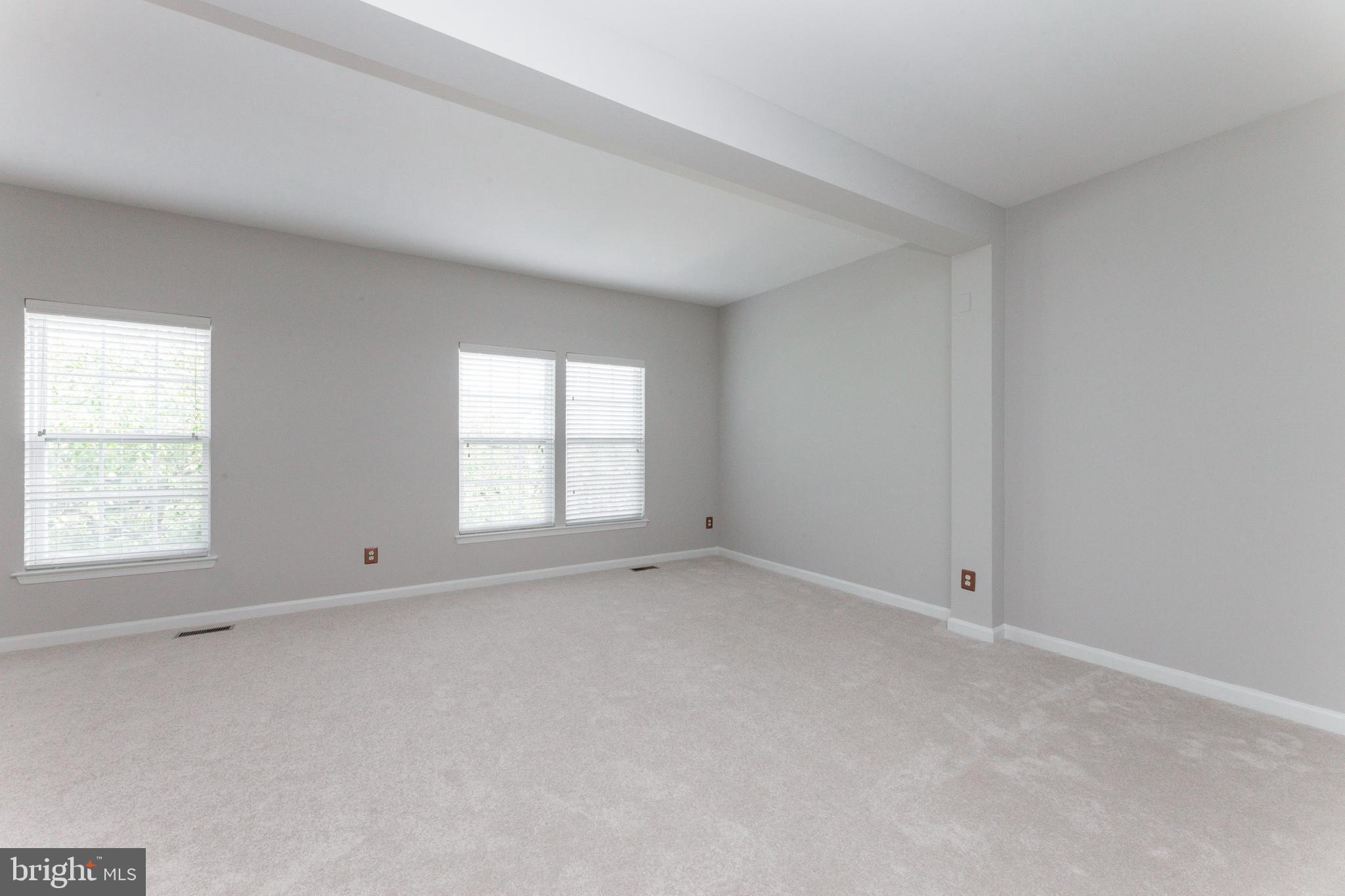 SOMERSET - Residential