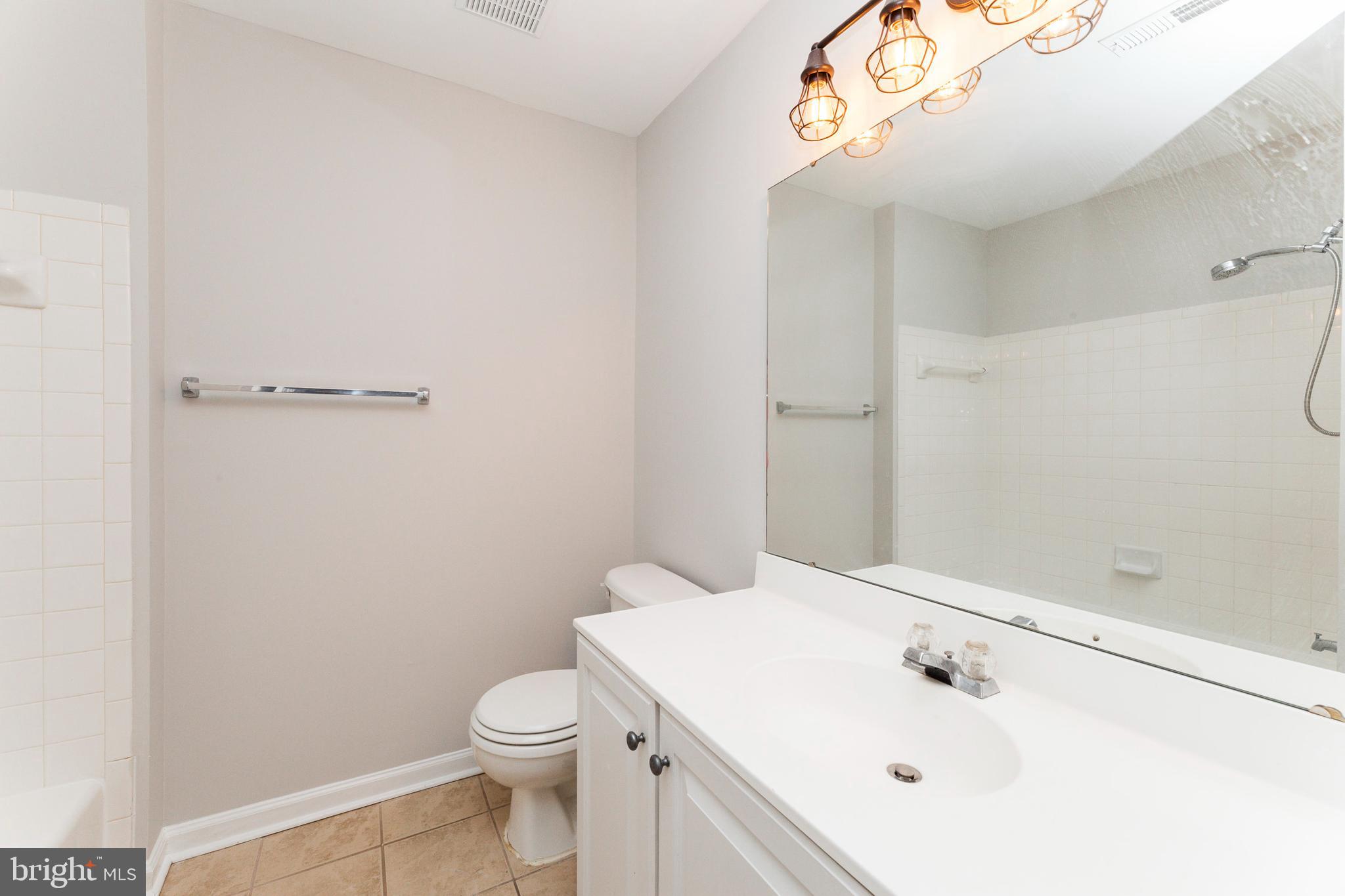 SOMERSET - Residential