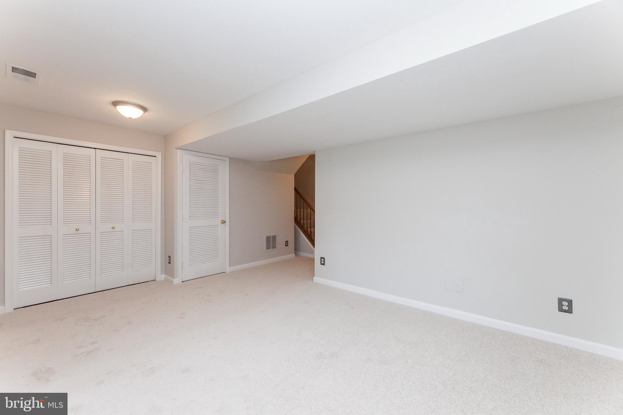 SOMERSET - Residential