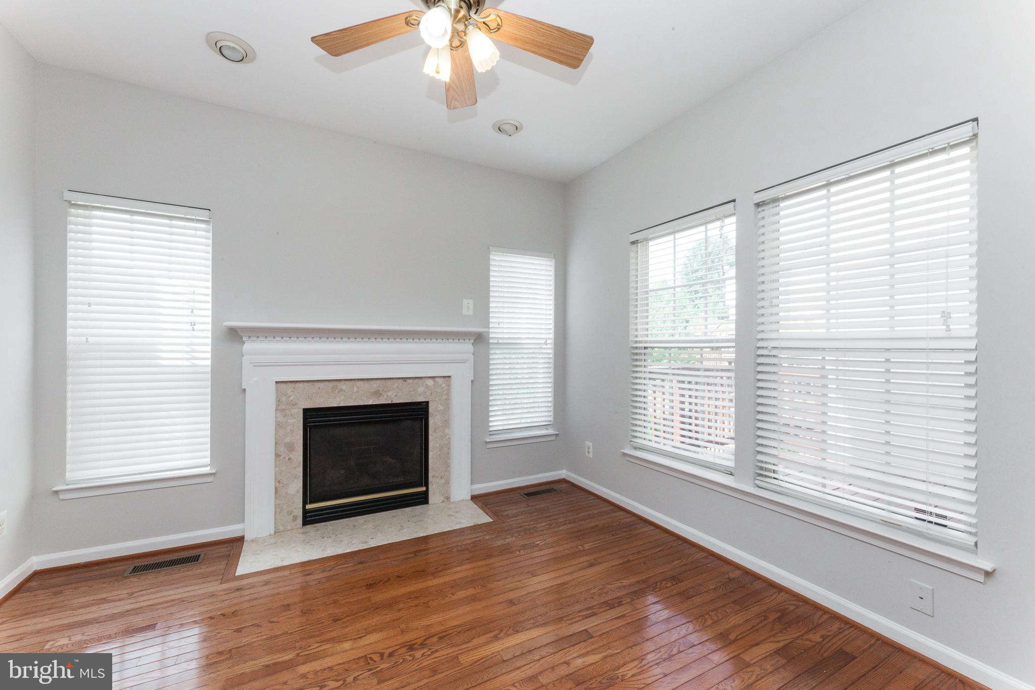 SOMERSET - Residential