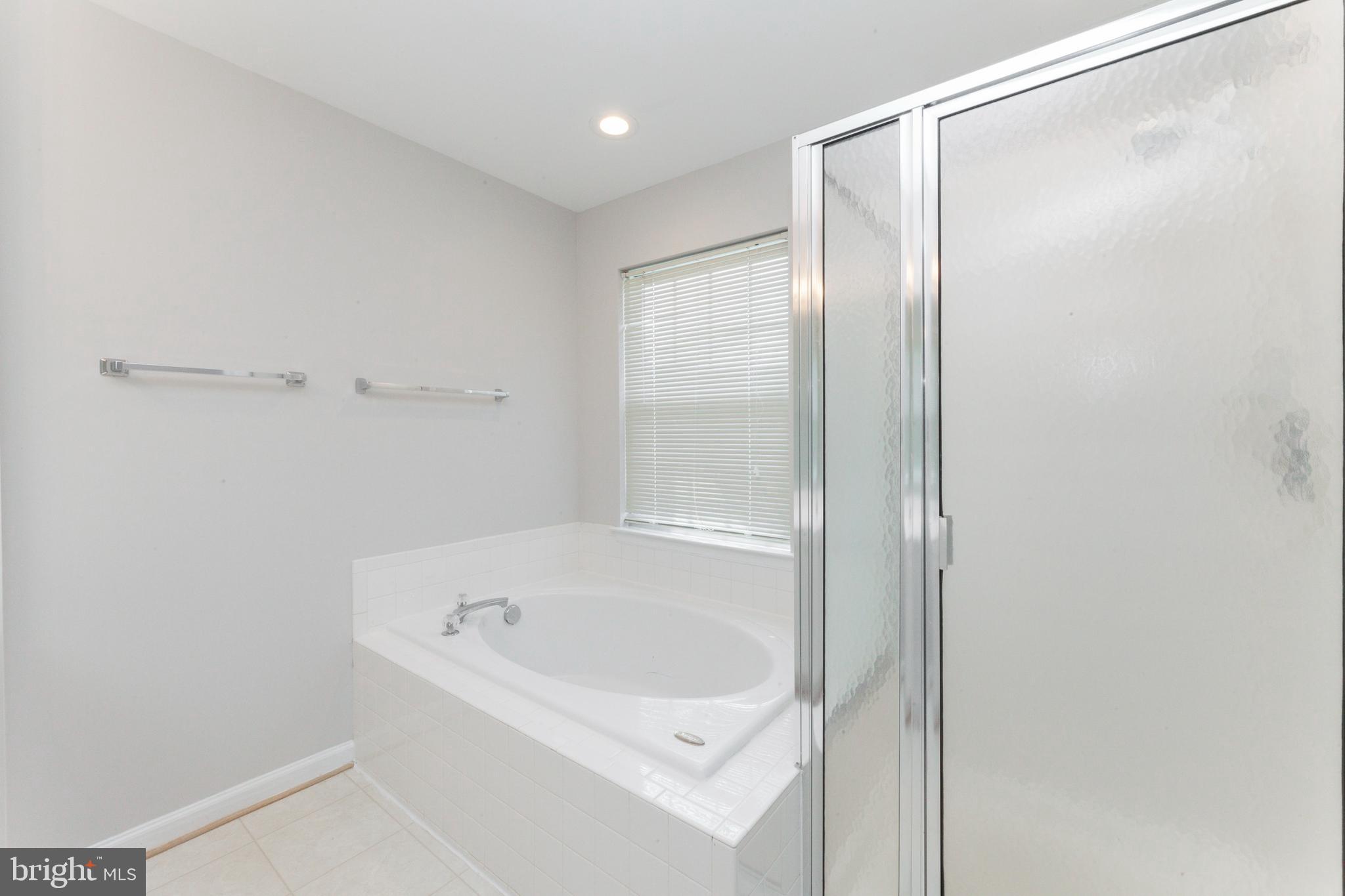 SOMERSET - Residential