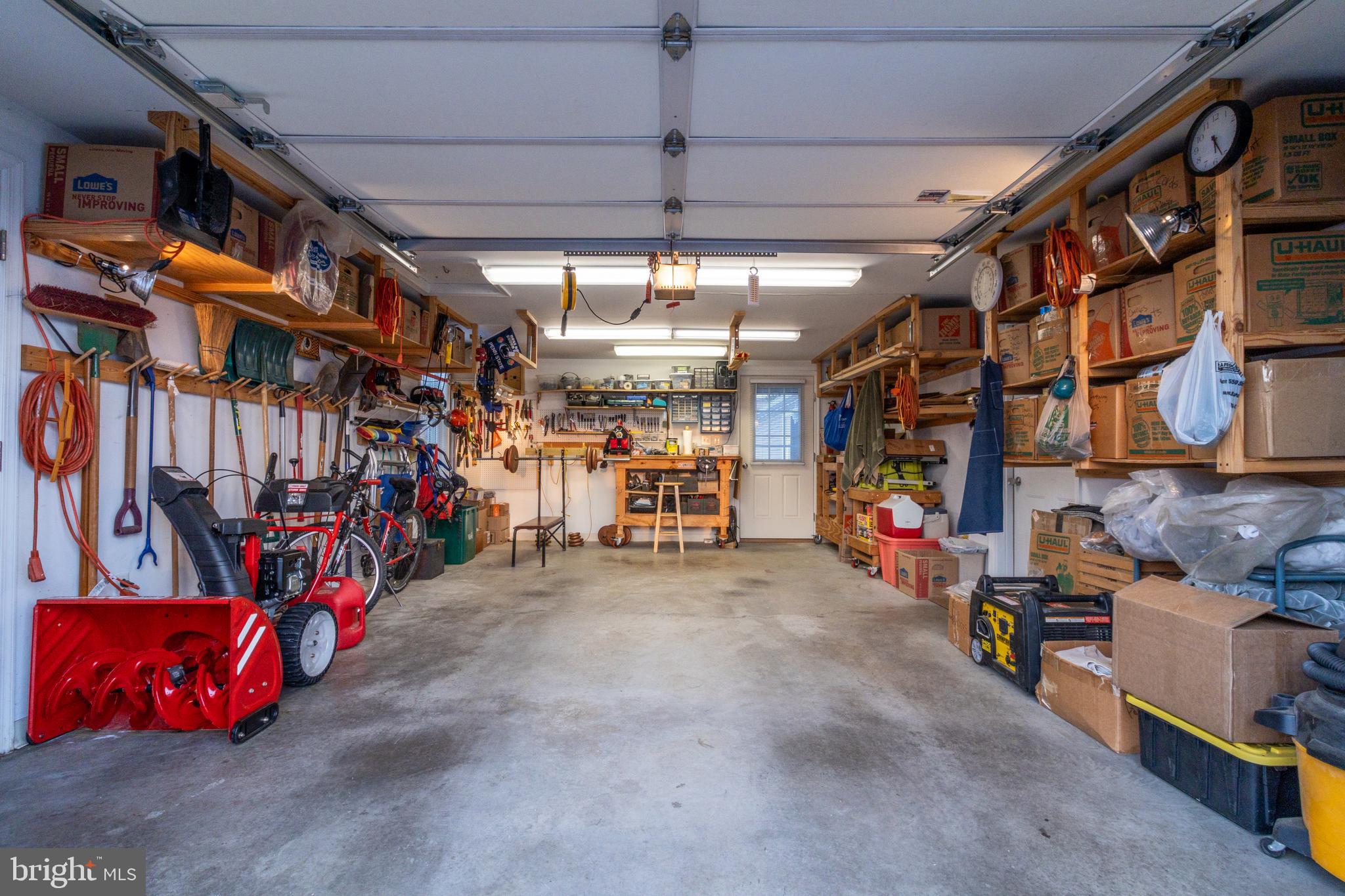 STONE HILL VILLAGE - Residential