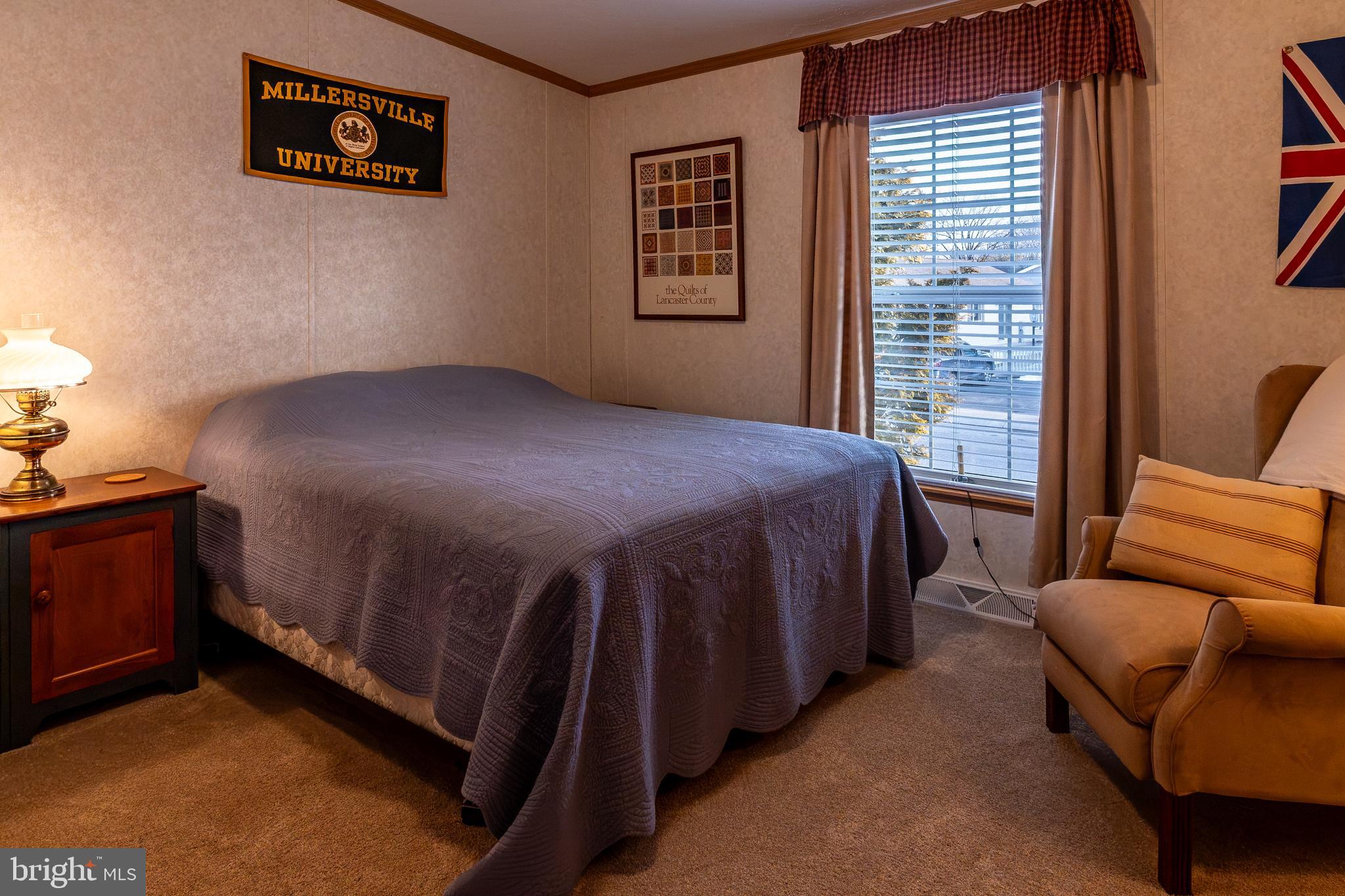 STONE HILL VILLAGE - Residential