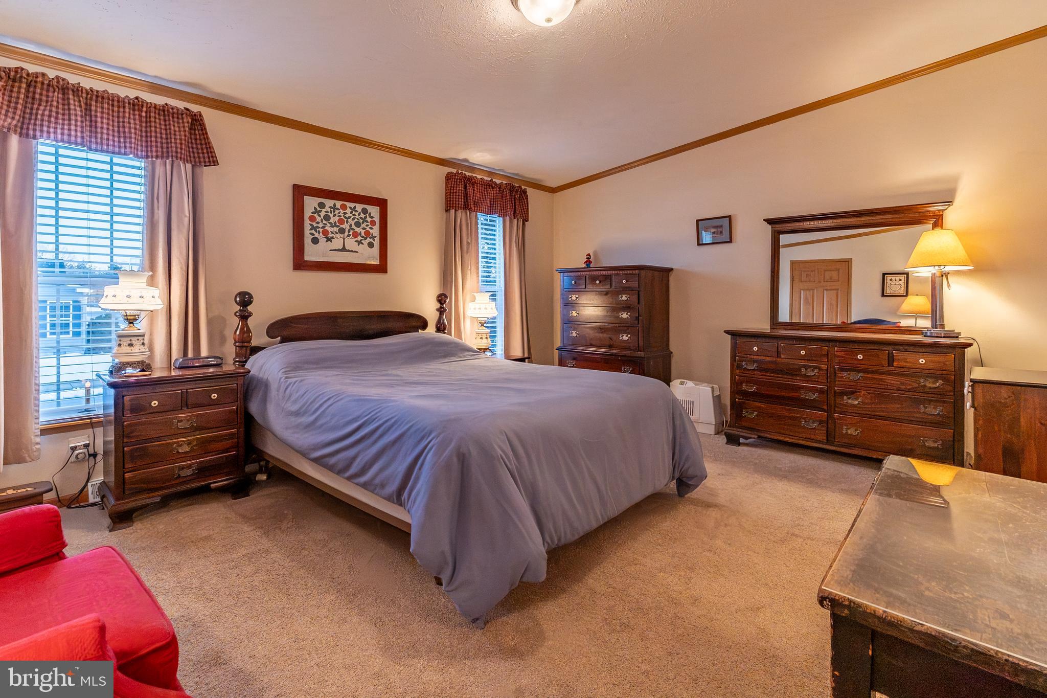 STONE HILL VILLAGE - Residential