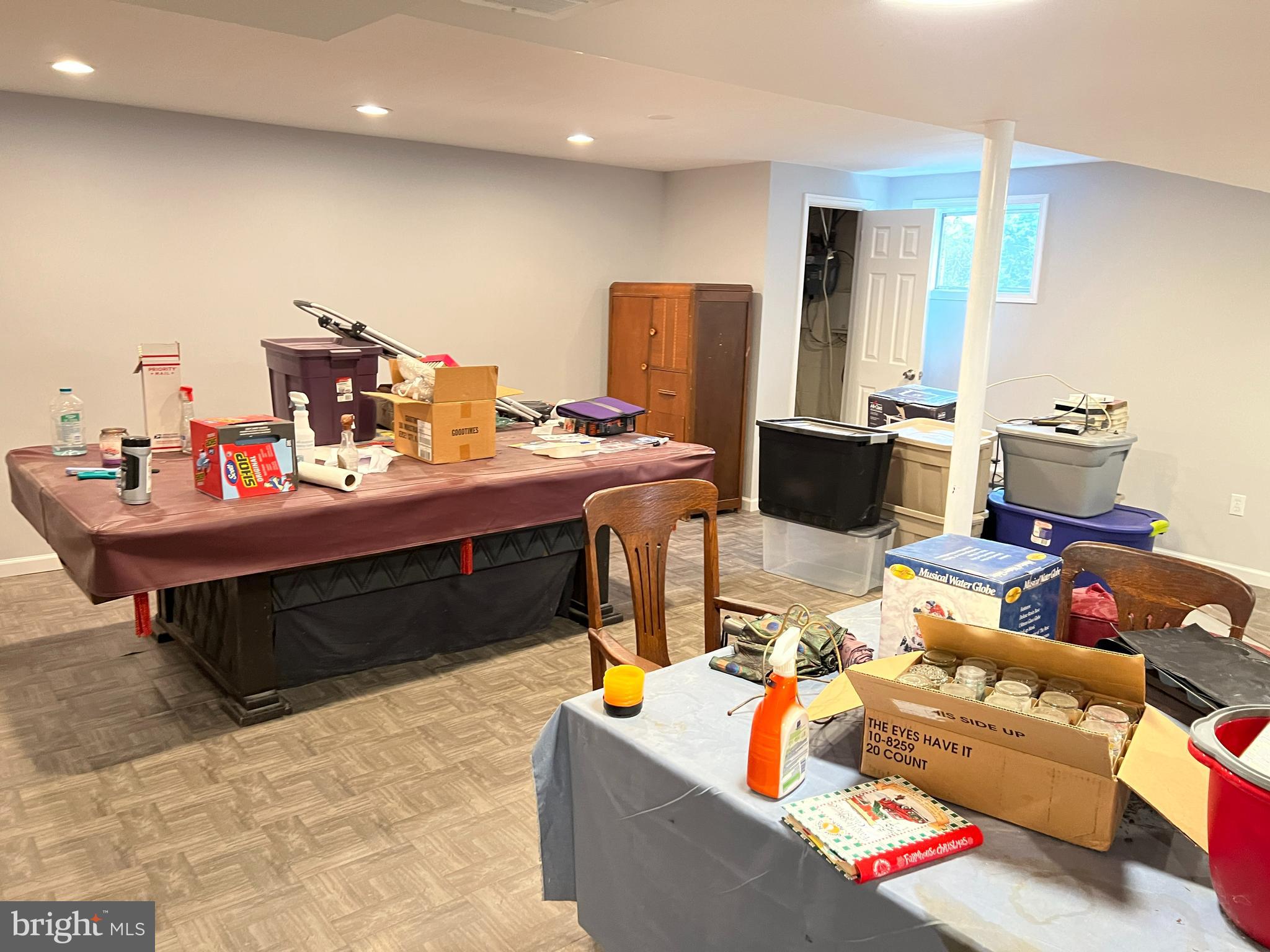 NOB HILL - Residential