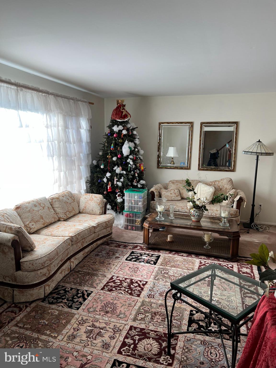 NOB HILL - Residential