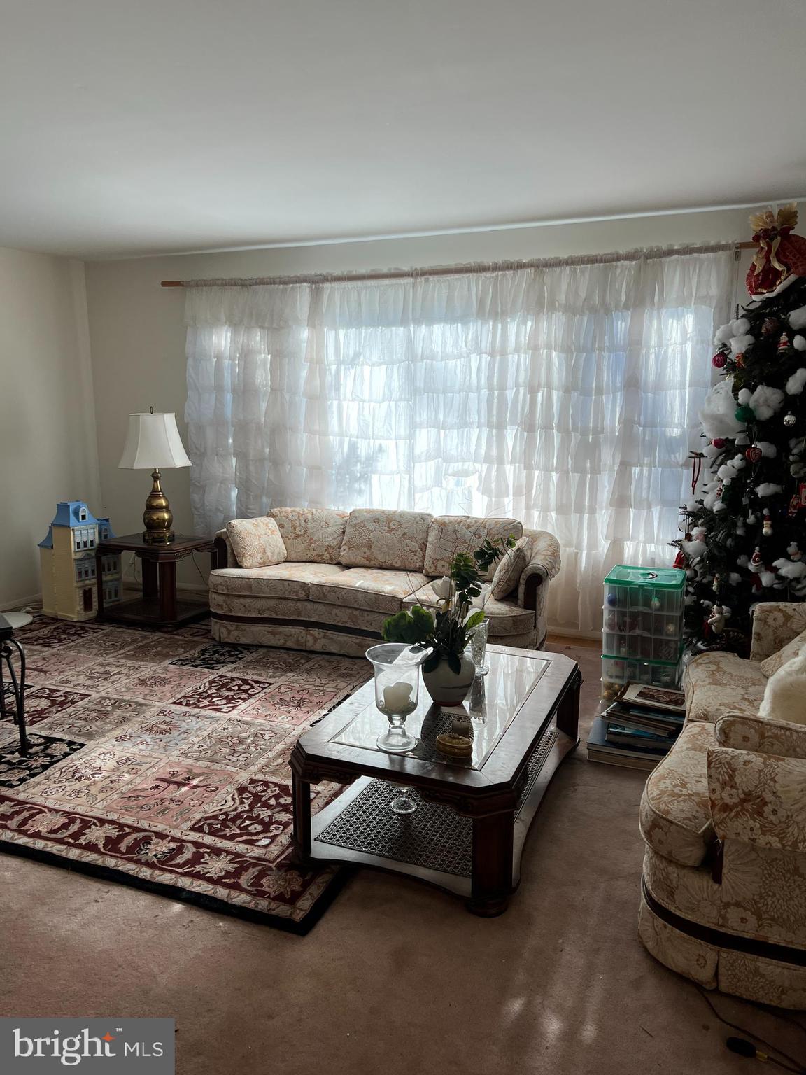 NOB HILL - Residential