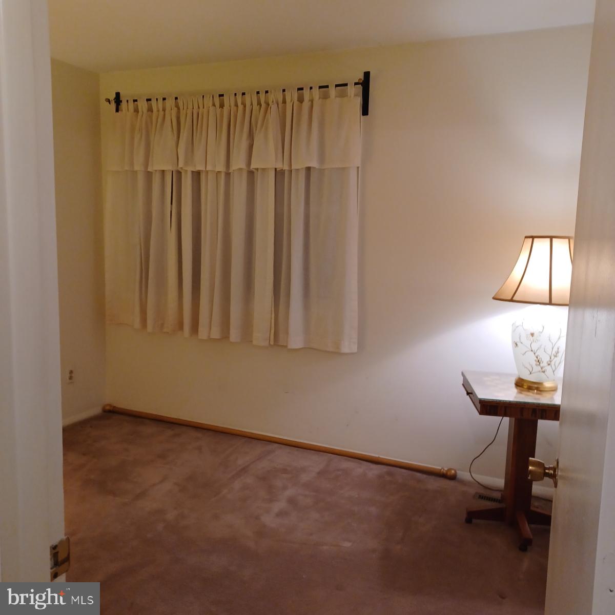 NOB HILL - Residential