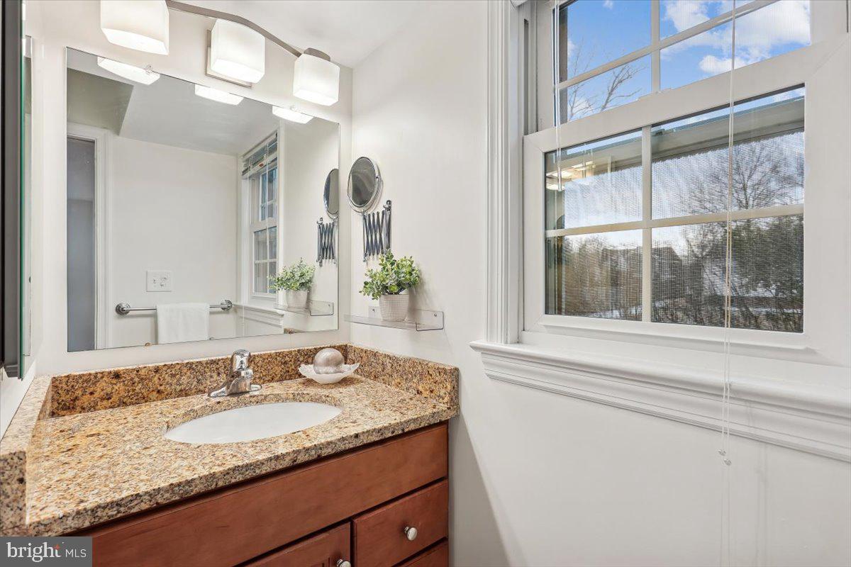 REGENCY ESTATES - Residential