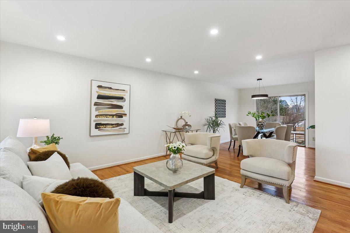 REGENCY ESTATES - Residential