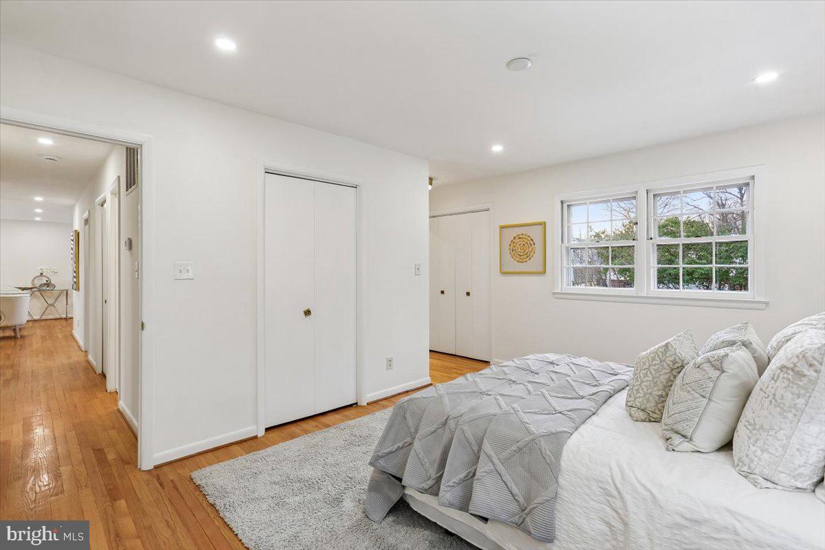 REGENCY ESTATES - Residential