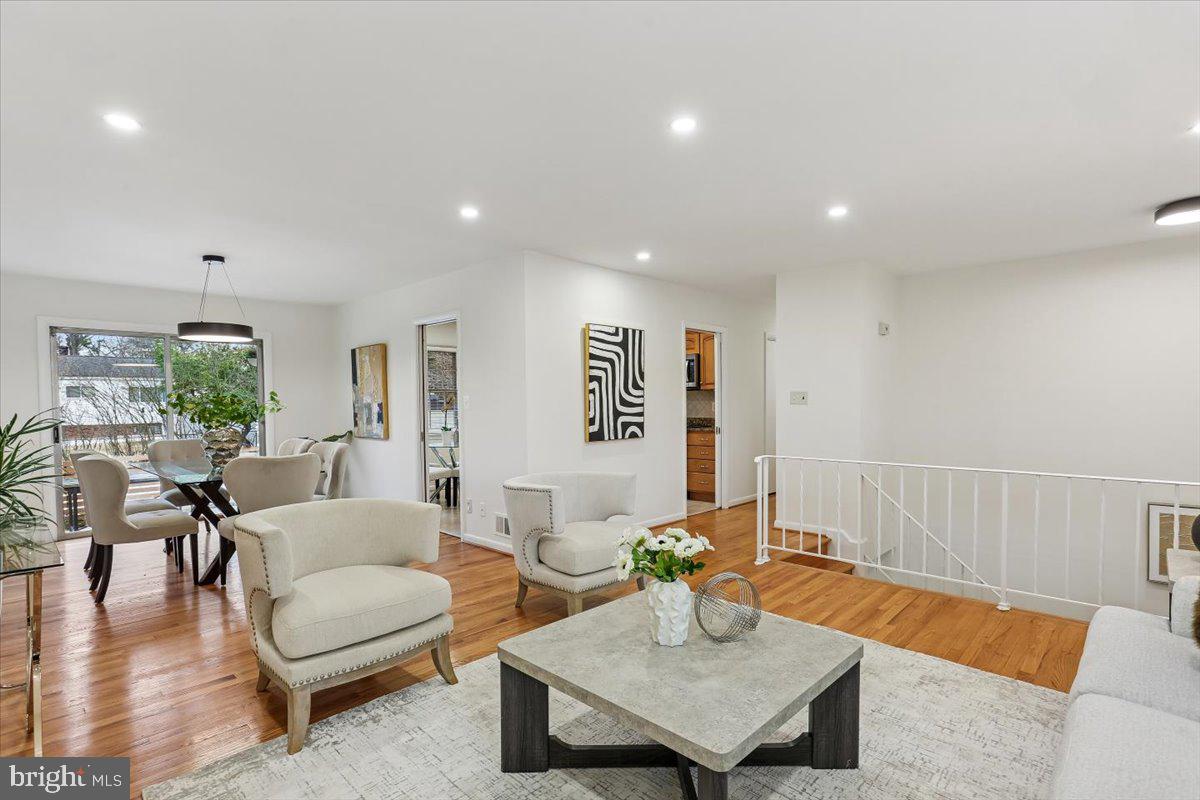 REGENCY ESTATES - Residential