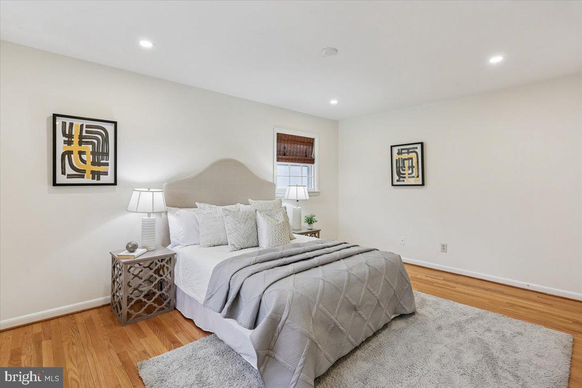 REGENCY ESTATES - Residential