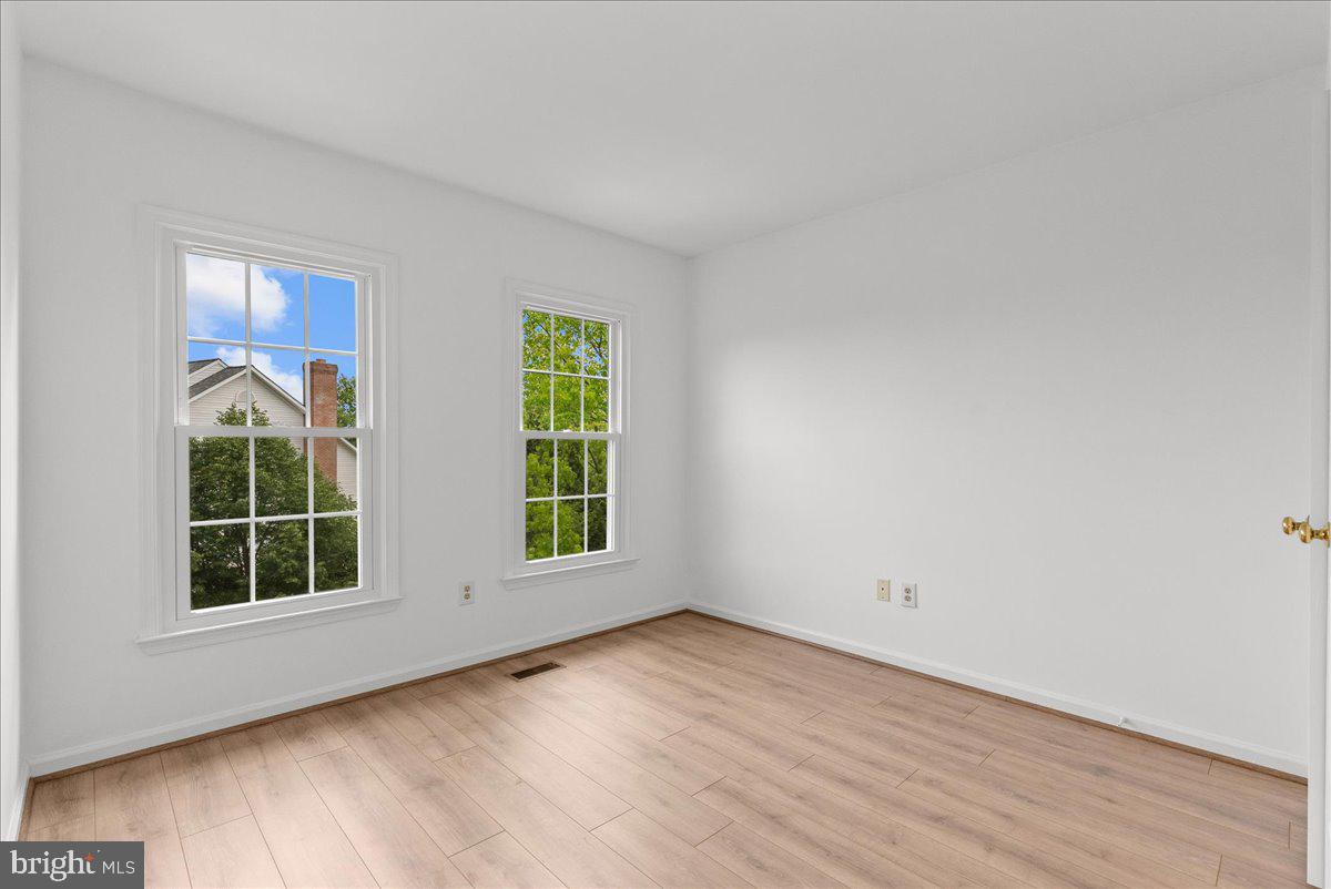 TAVISTOCK FARMS - Residential