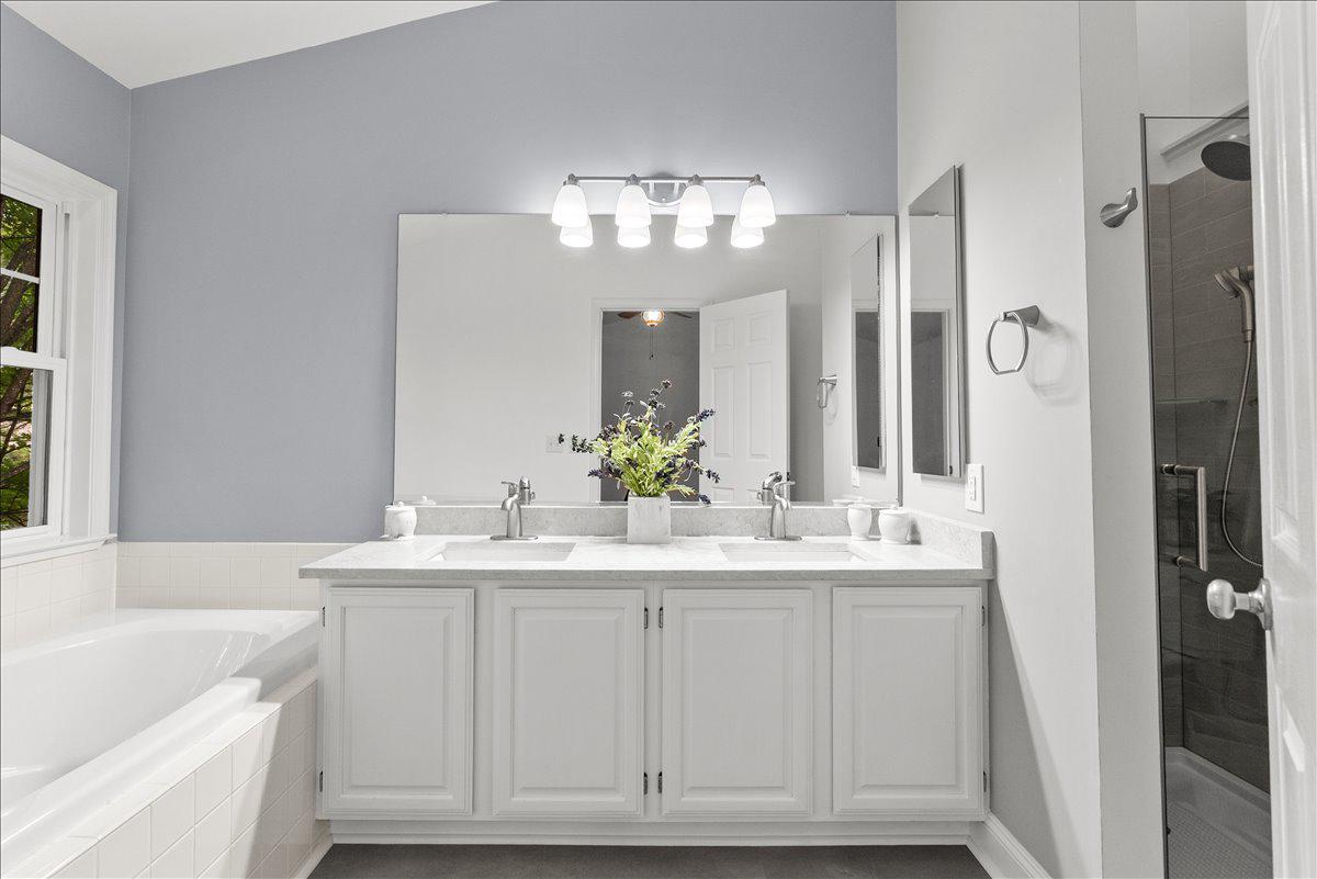 TAVISTOCK FARMS - Residential