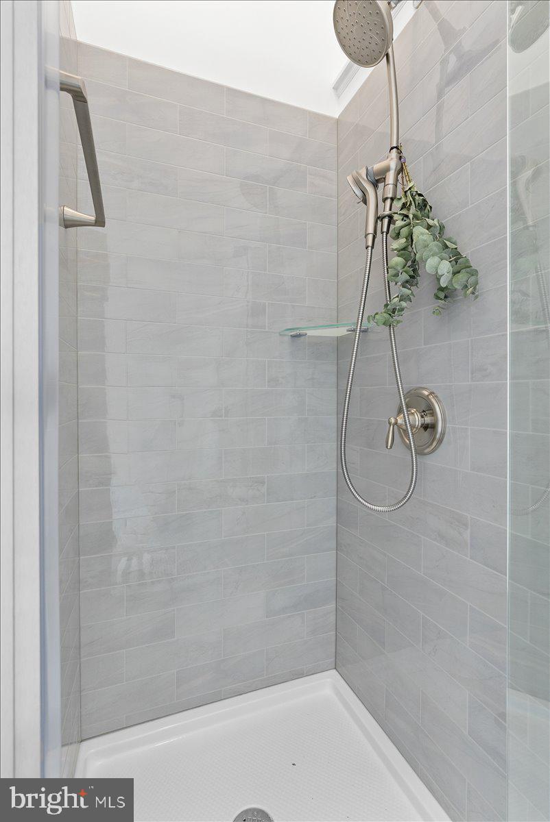 TAVISTOCK FARMS - Residential