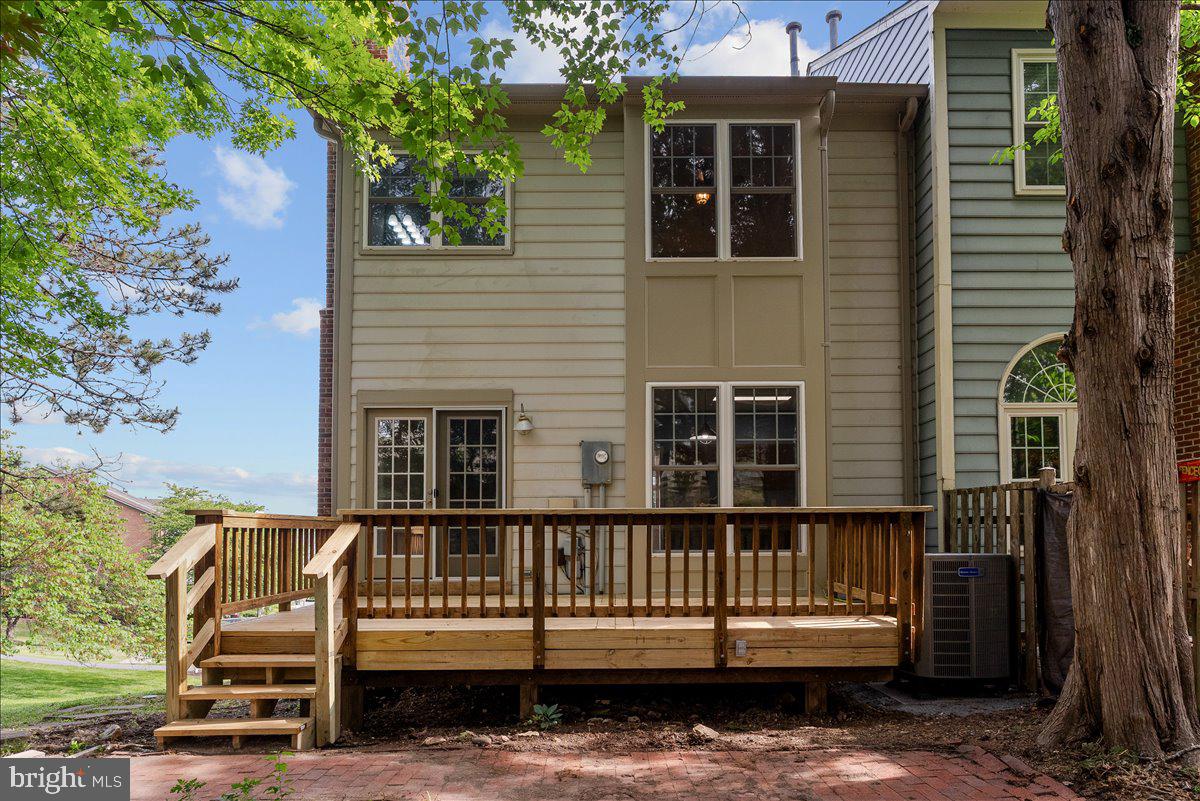 TAVISTOCK FARMS - Residential