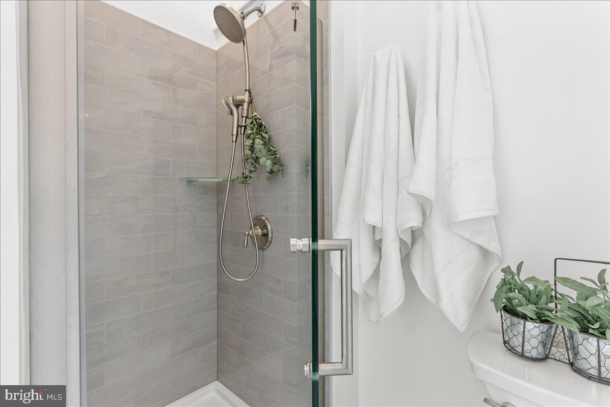 TAVISTOCK FARMS - Residential
