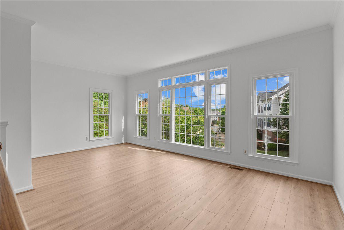 TAVISTOCK FARMS - Residential