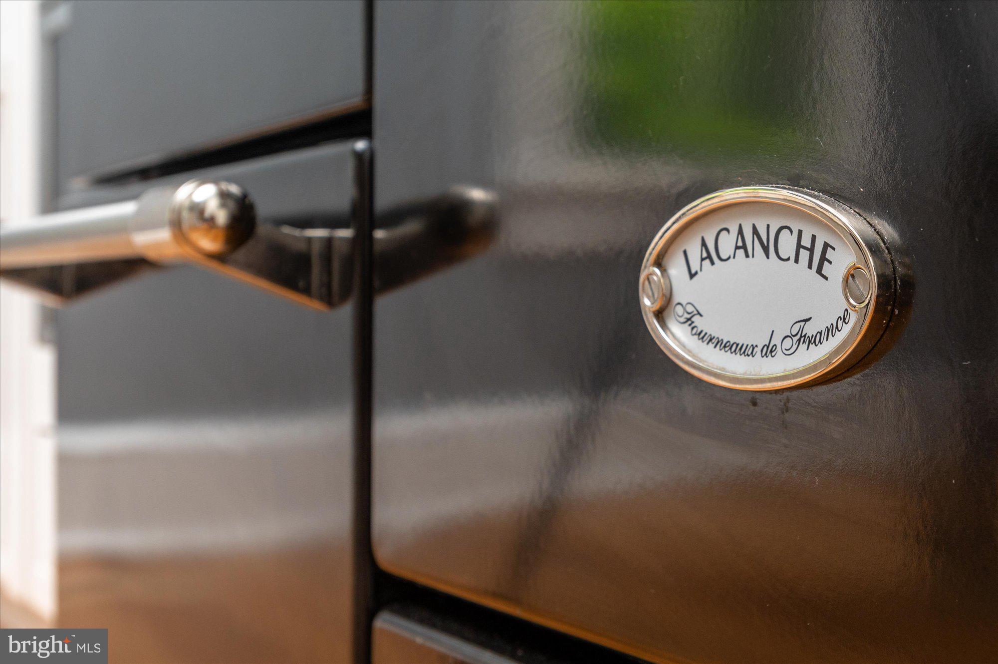 RIVERDALE PARK - Residential