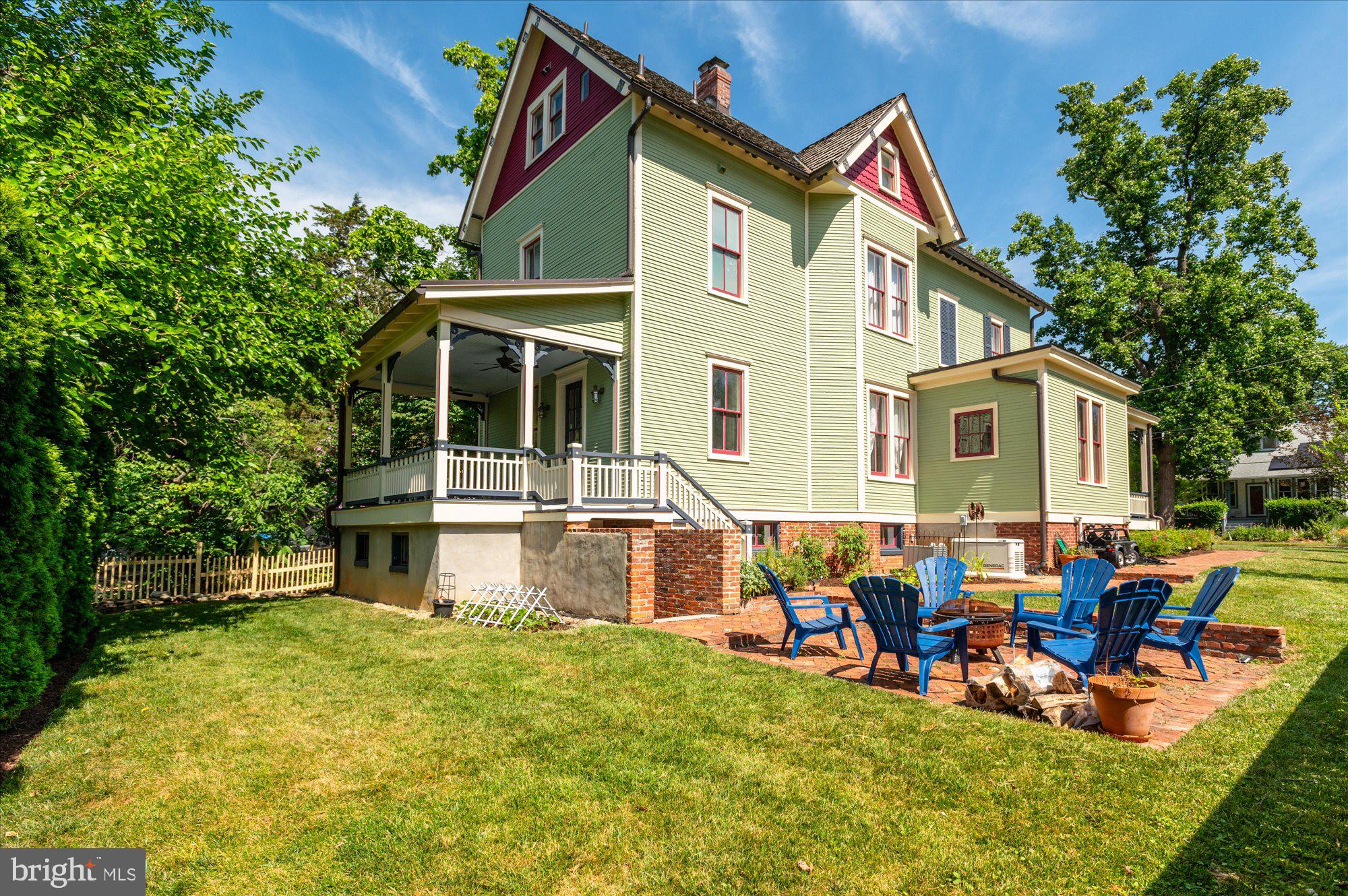 RIVERDALE PARK - Residential