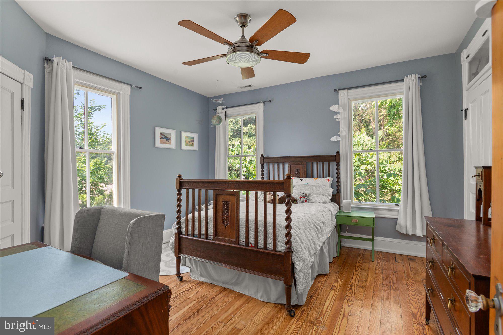 RIVERDALE PARK - Residential