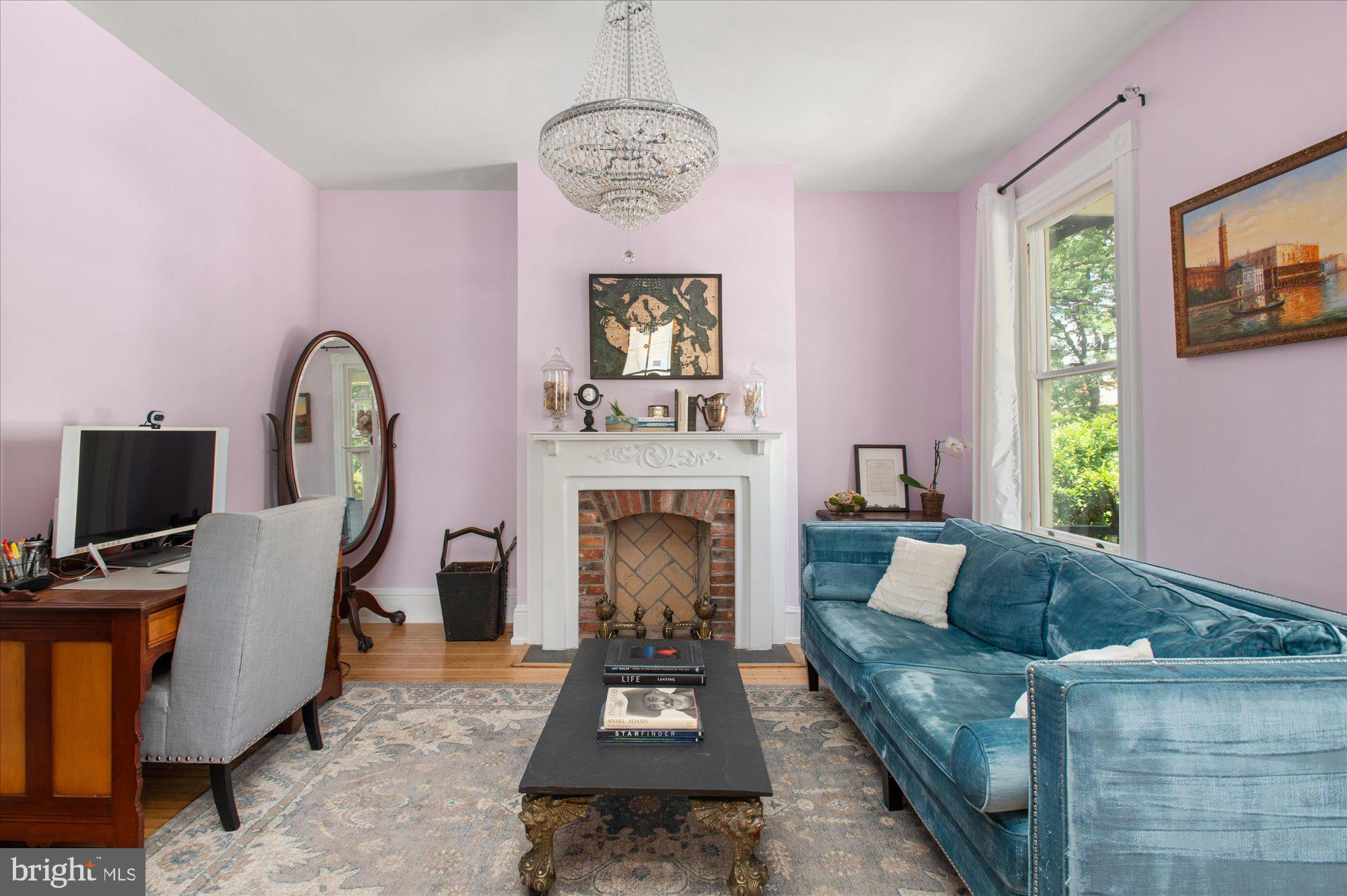 RIVERDALE PARK - Residential