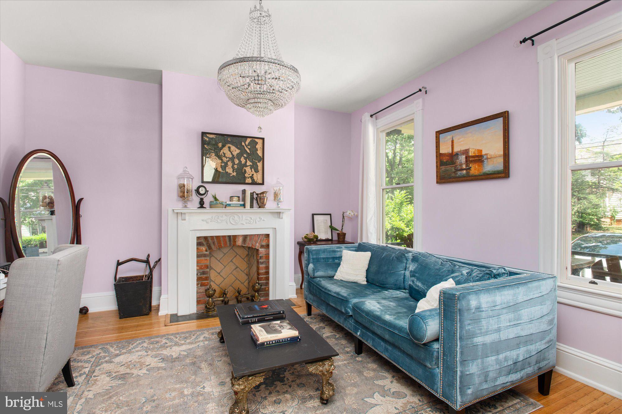 RIVERDALE PARK - Residential