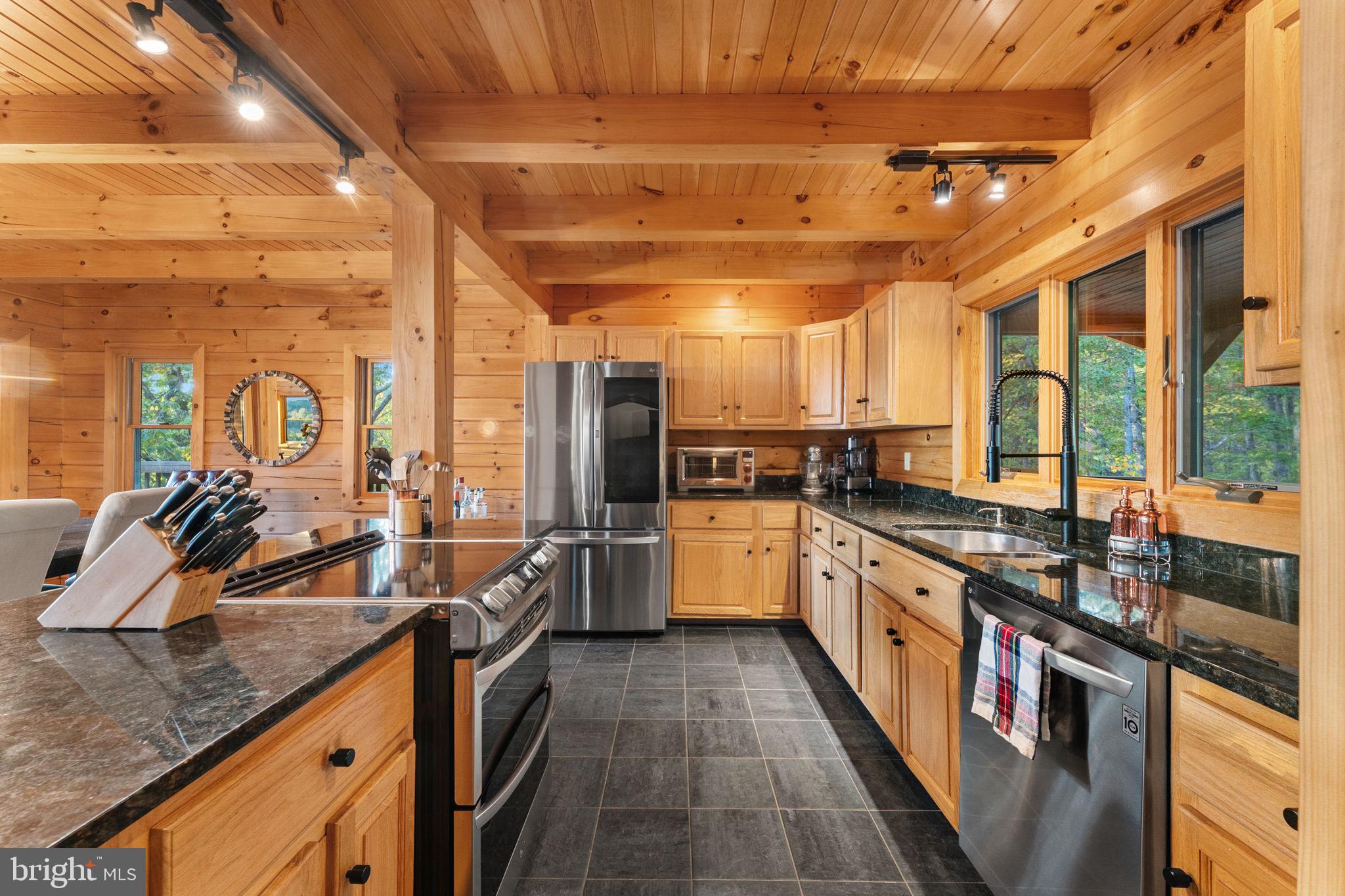 RIVER RIDGE ON THE SHENANDOAH - Residential